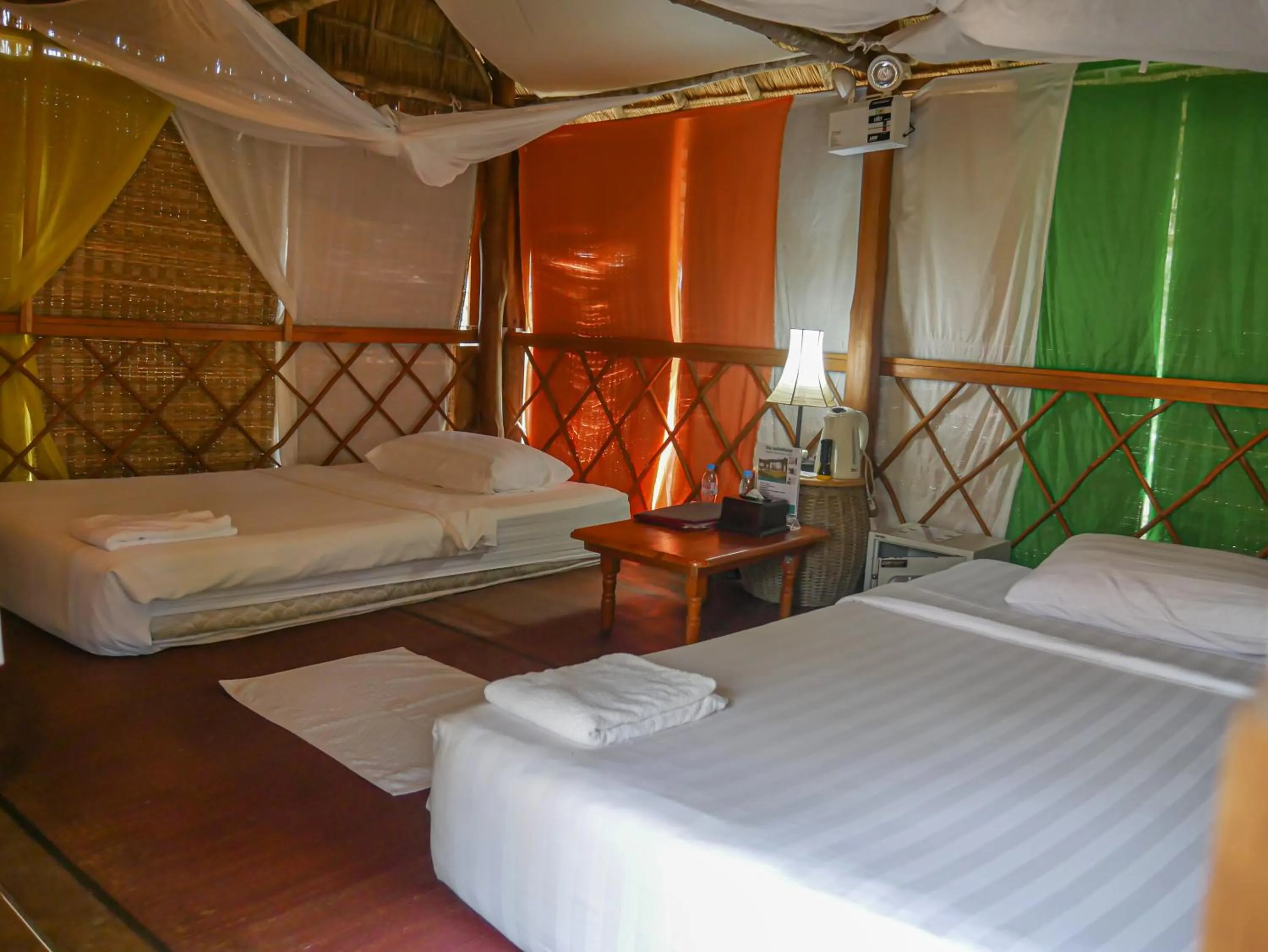 Bedroom, Bed in vKirirom Pine Resort