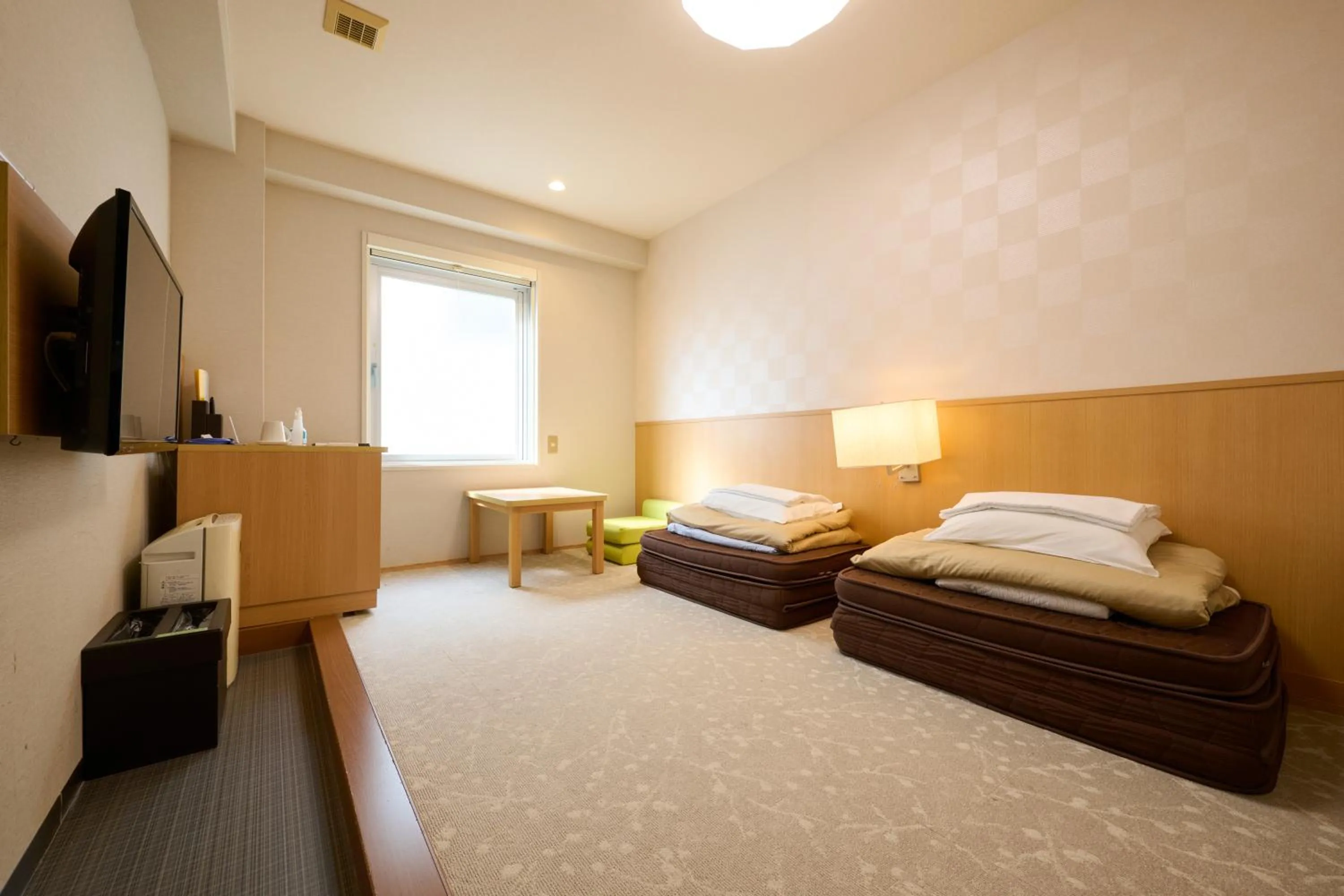 Photo of the whole room, Bed in Smile Hotel Kyoto Karasuma Gojo