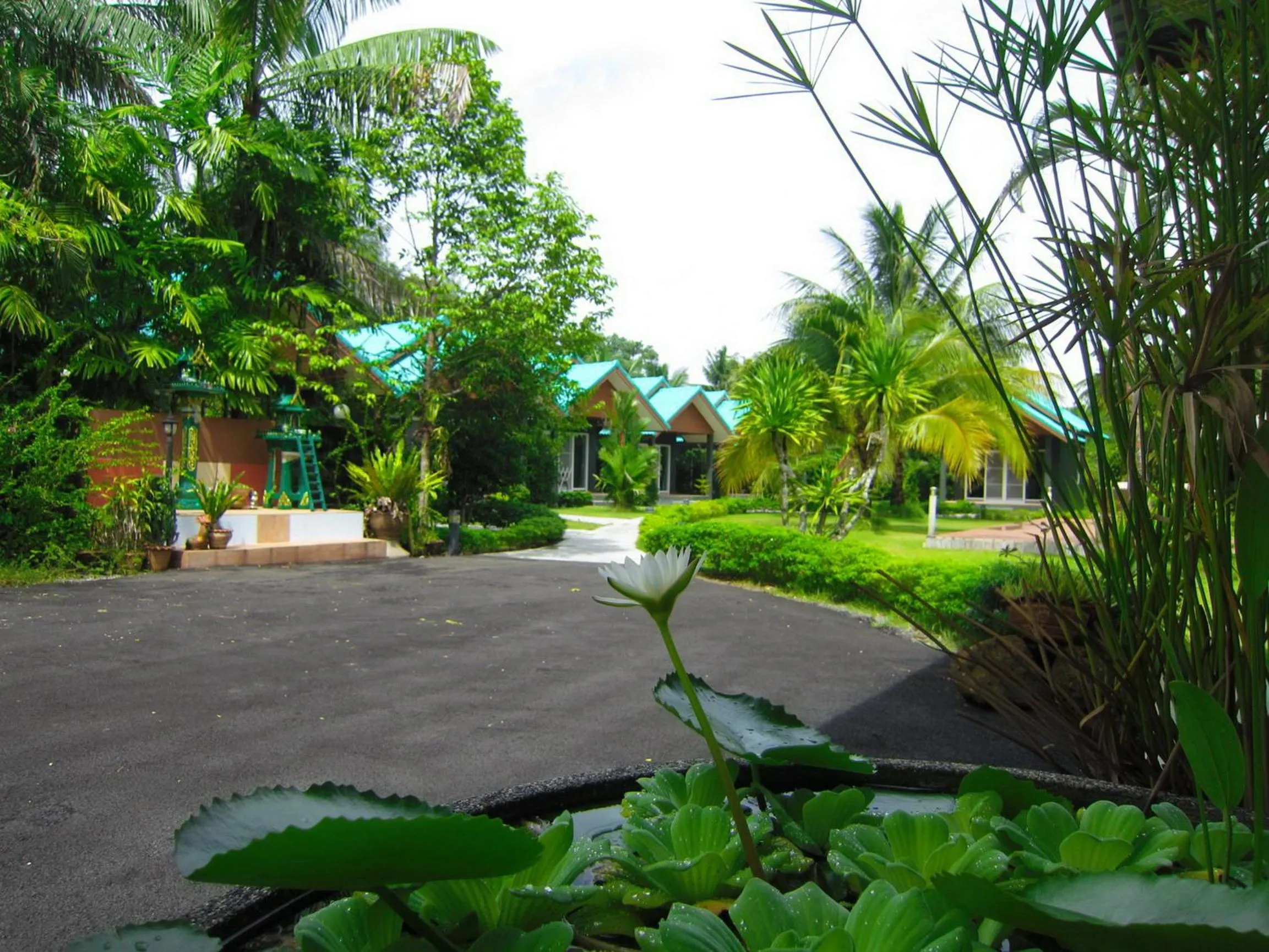 Facade/entrance in Hongte Khaolak Resort