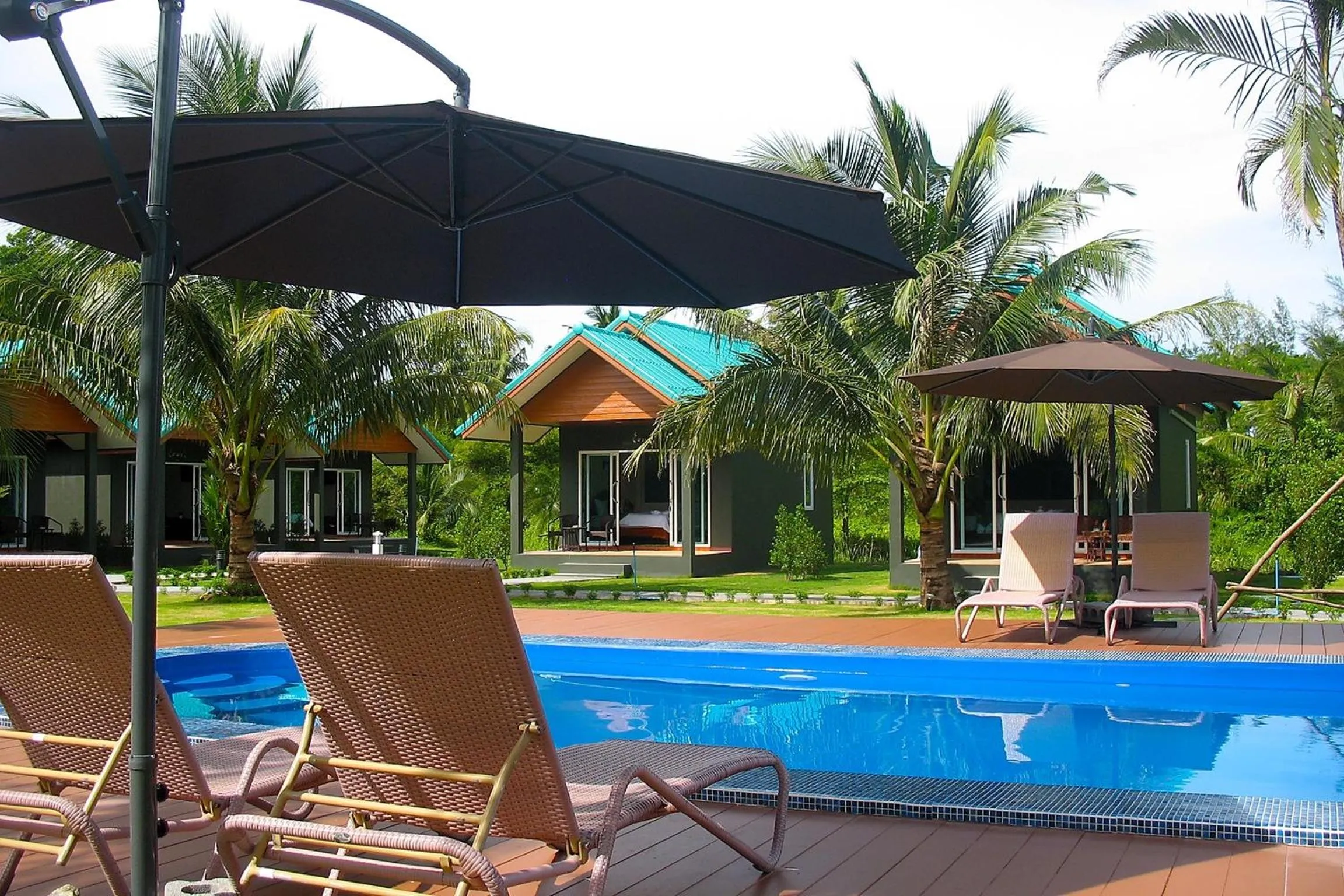 Swimming pool in Hongte Khaolak Resort