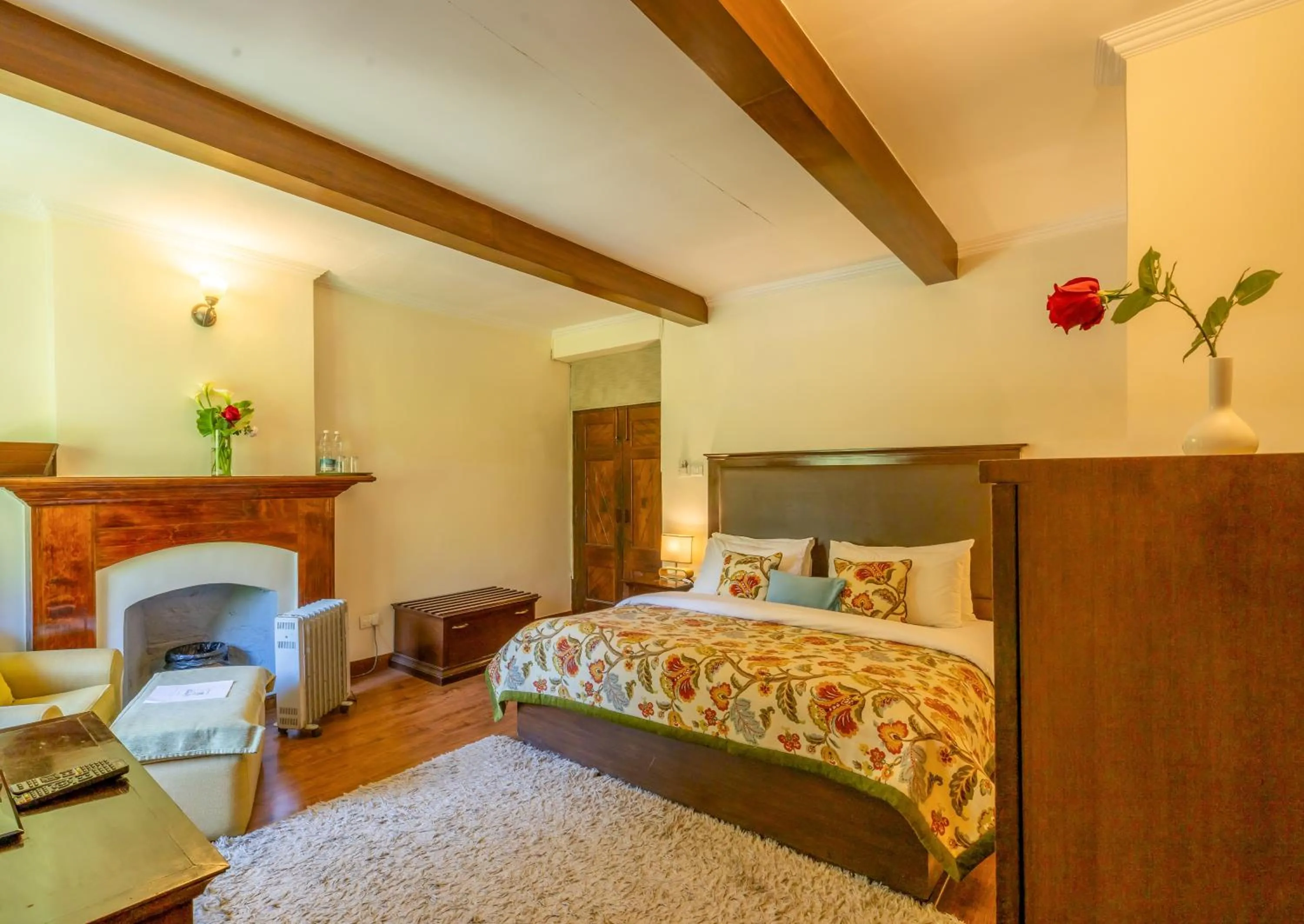 Deluxe Room in Baikunth Manali By Leisure Hotels - 650 meters from Hidimba Devi Temple