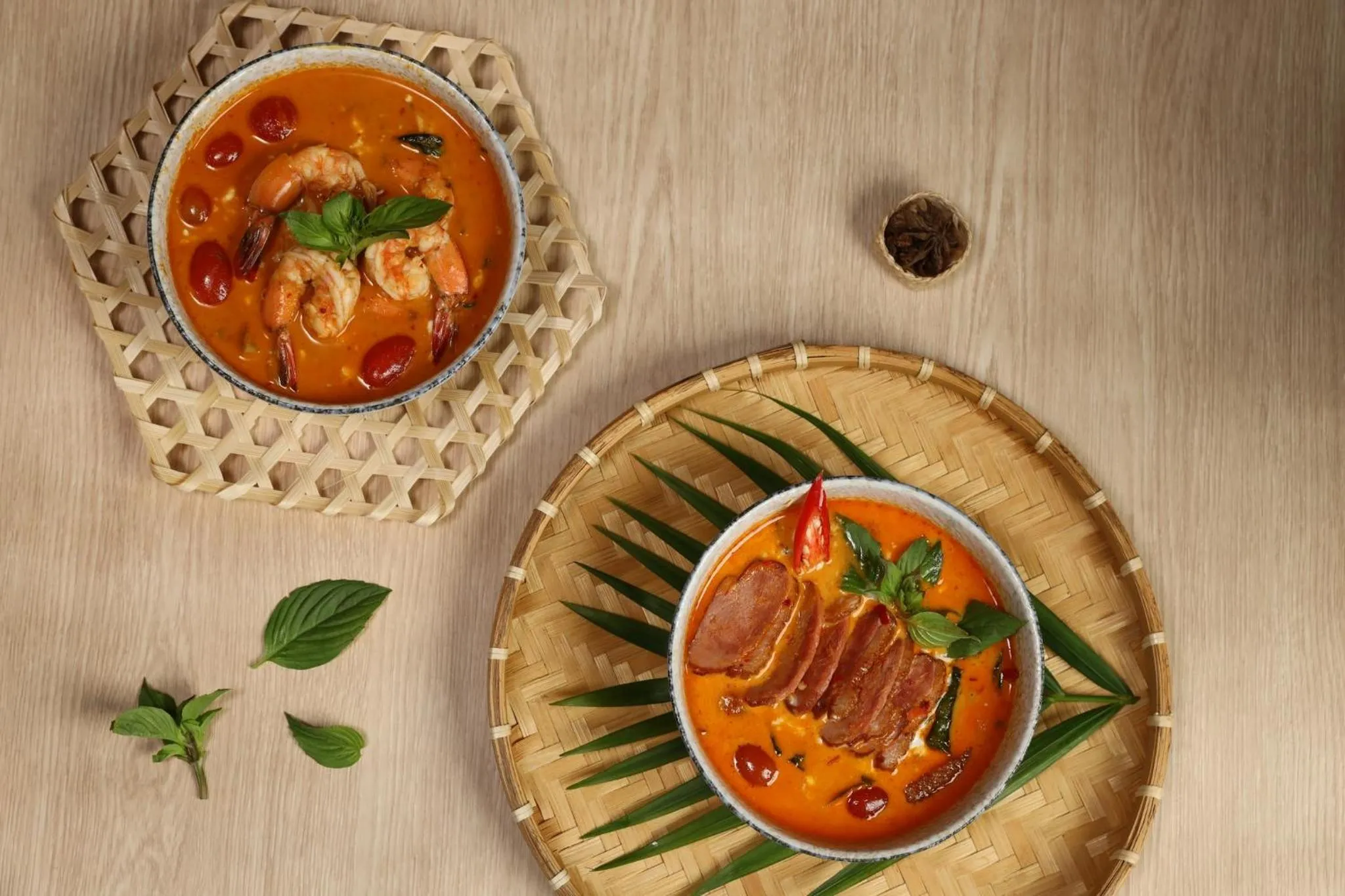 Food and drinks in WE HOTEL RIVERFRONT