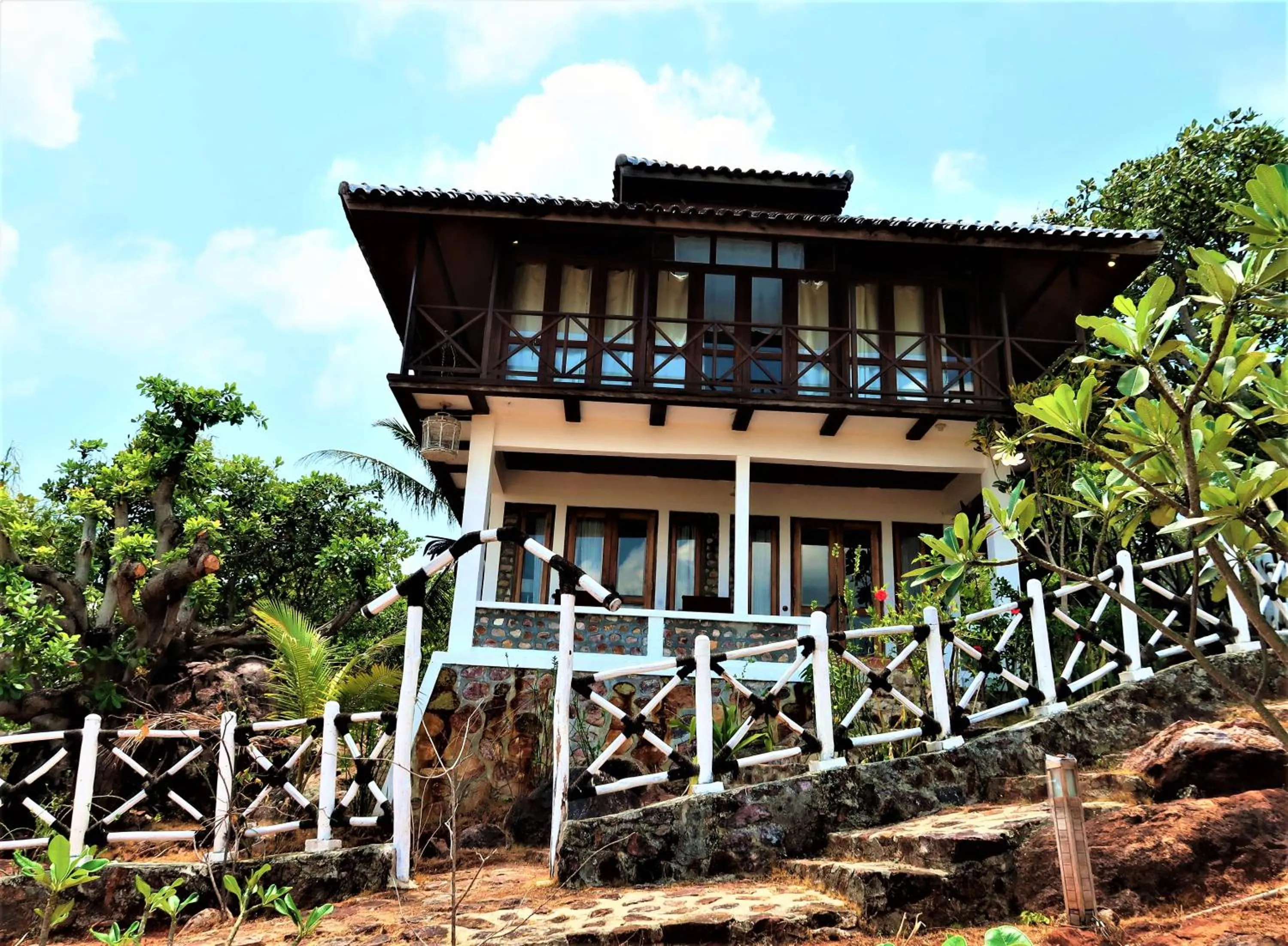 Photo of the whole room in Breve Azurine Lagoon Resort