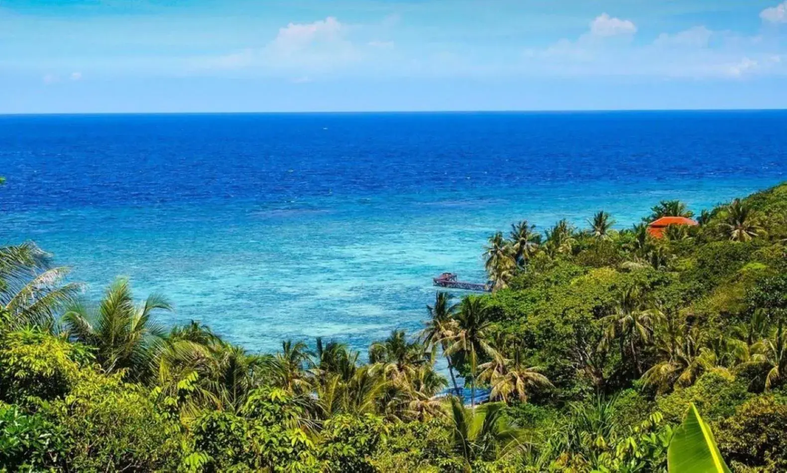 Quadruple Room with Sea View in Breve Azurine Lagoon Resort Quadruple Room with Sea View in Breve Azurine Lagoon Resort