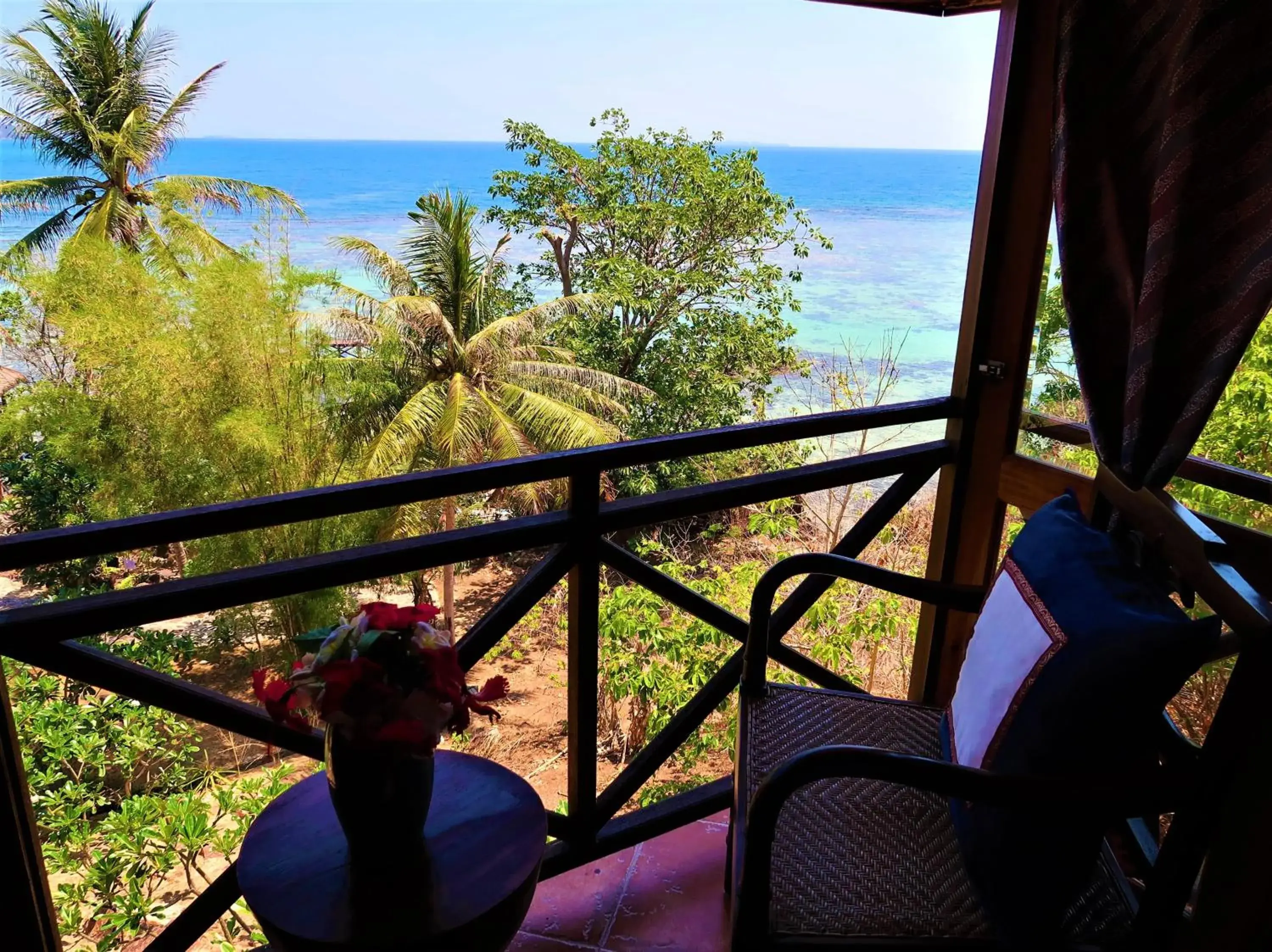 Deluxe Double Room with Sea View - single occupancy in Breve Azurine Lagoon Resort Deluxe Double Room with Sea View - single occupancy in Breve Azurine Lagoon Resort