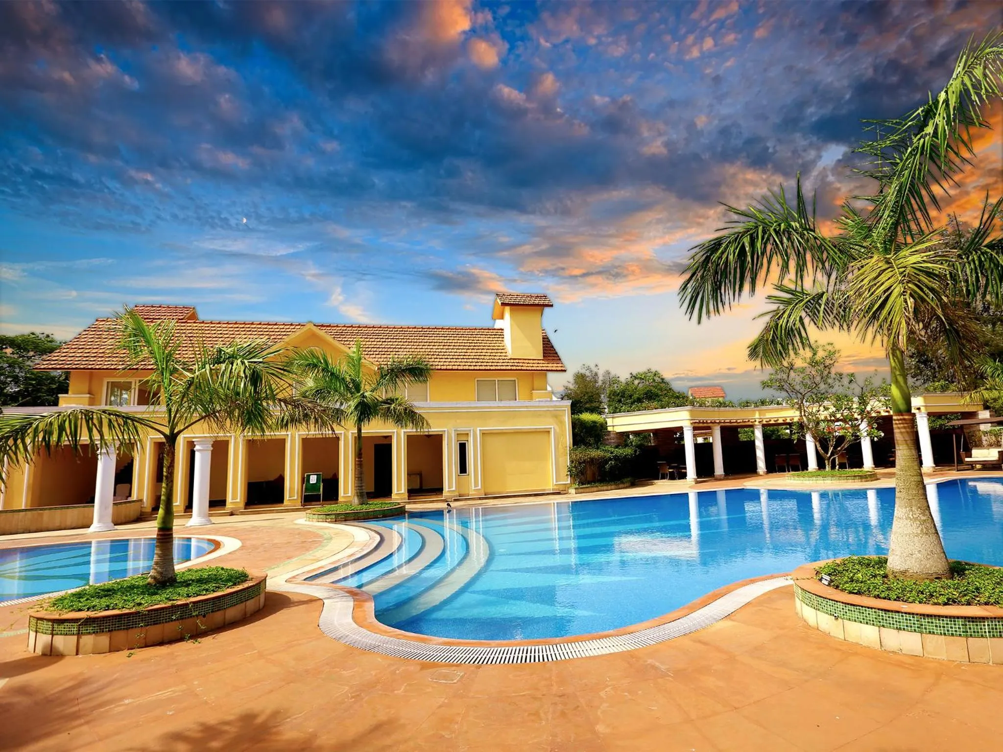 Property building in Country Roads