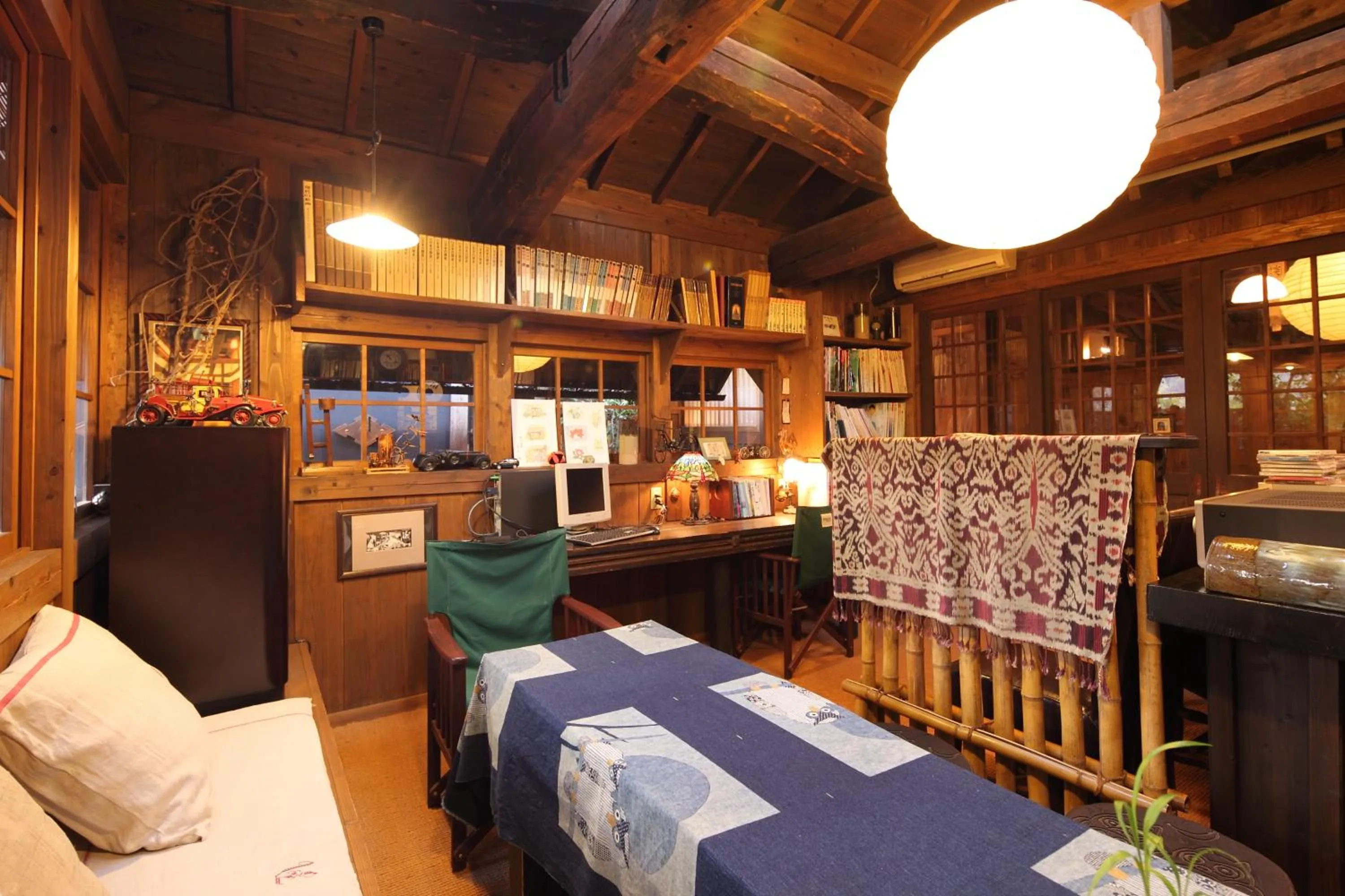 Library in Kurokawa Onsen Oyado Noshiyu