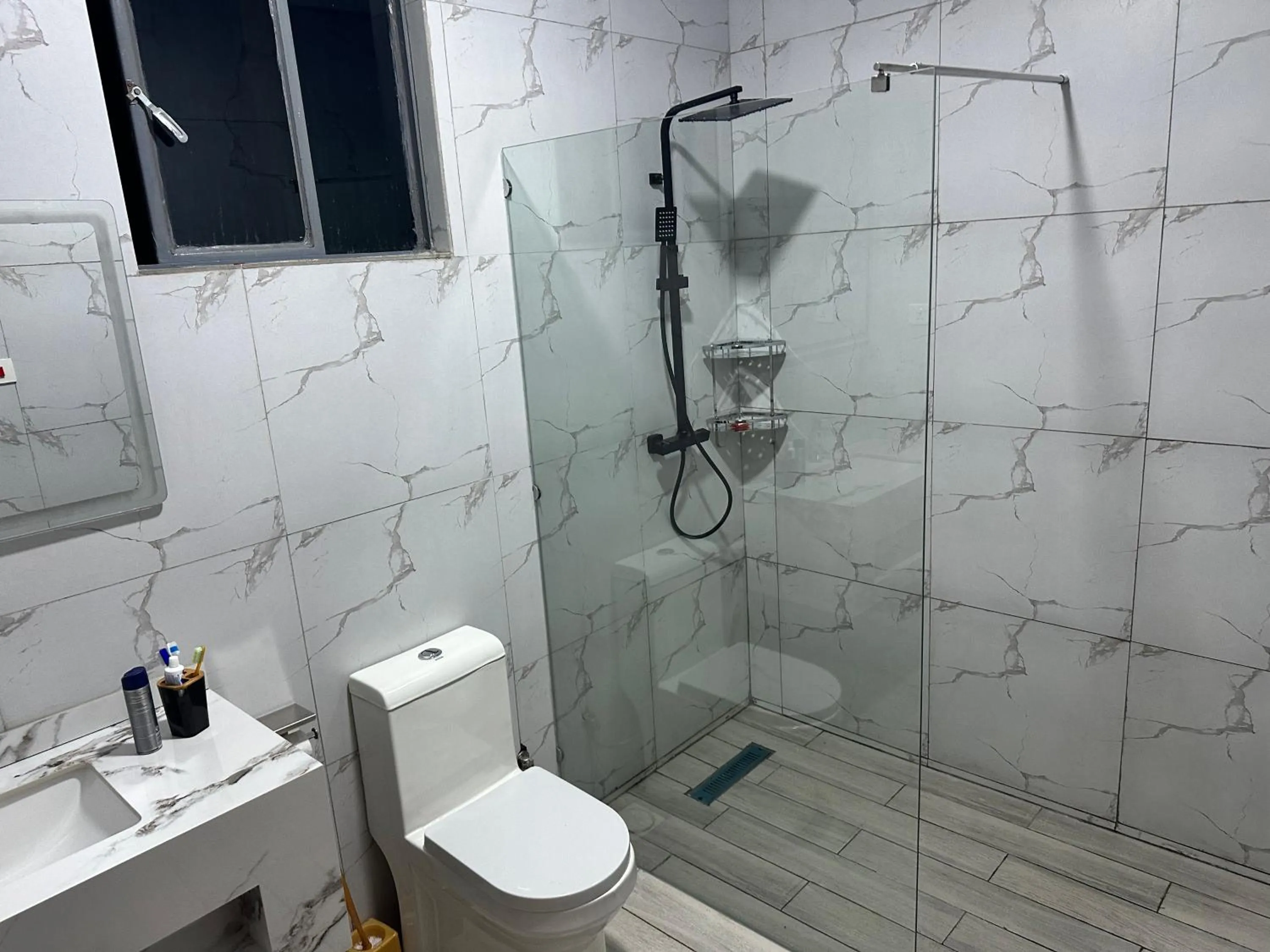 Bathroom in Ruhondo Beach Resort