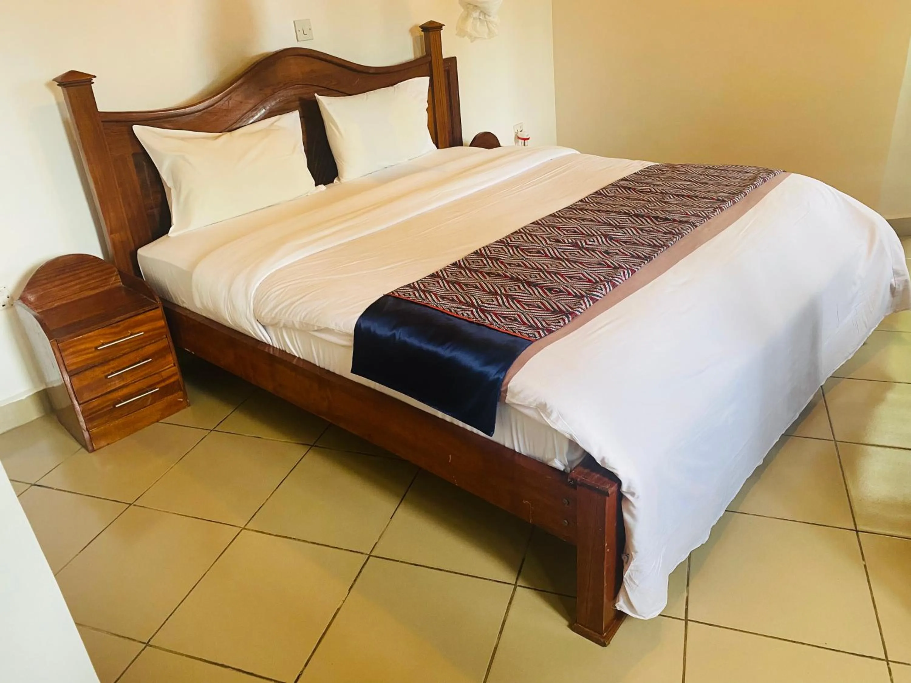 Bed in Ruhondo Beach Resort