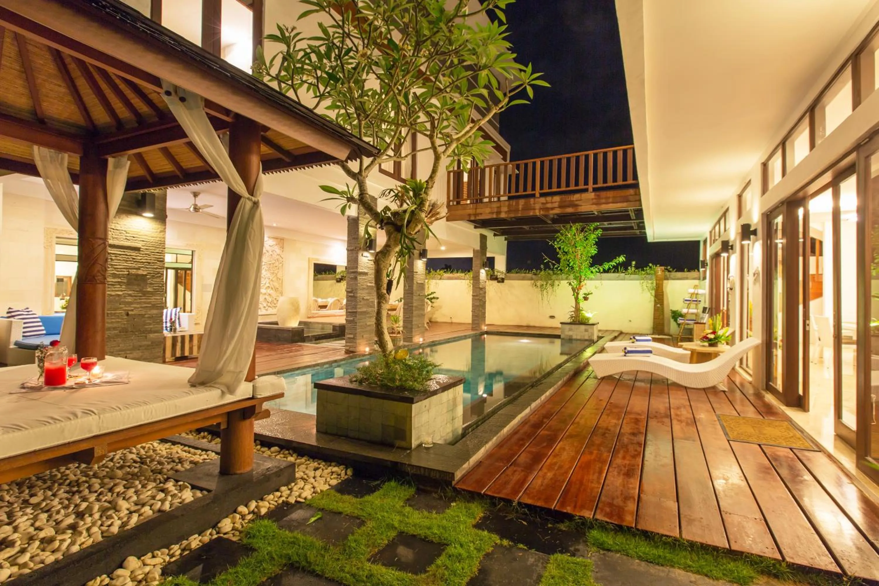 Swimming pool in Villa Club Corner Residence by Nagisa Bali