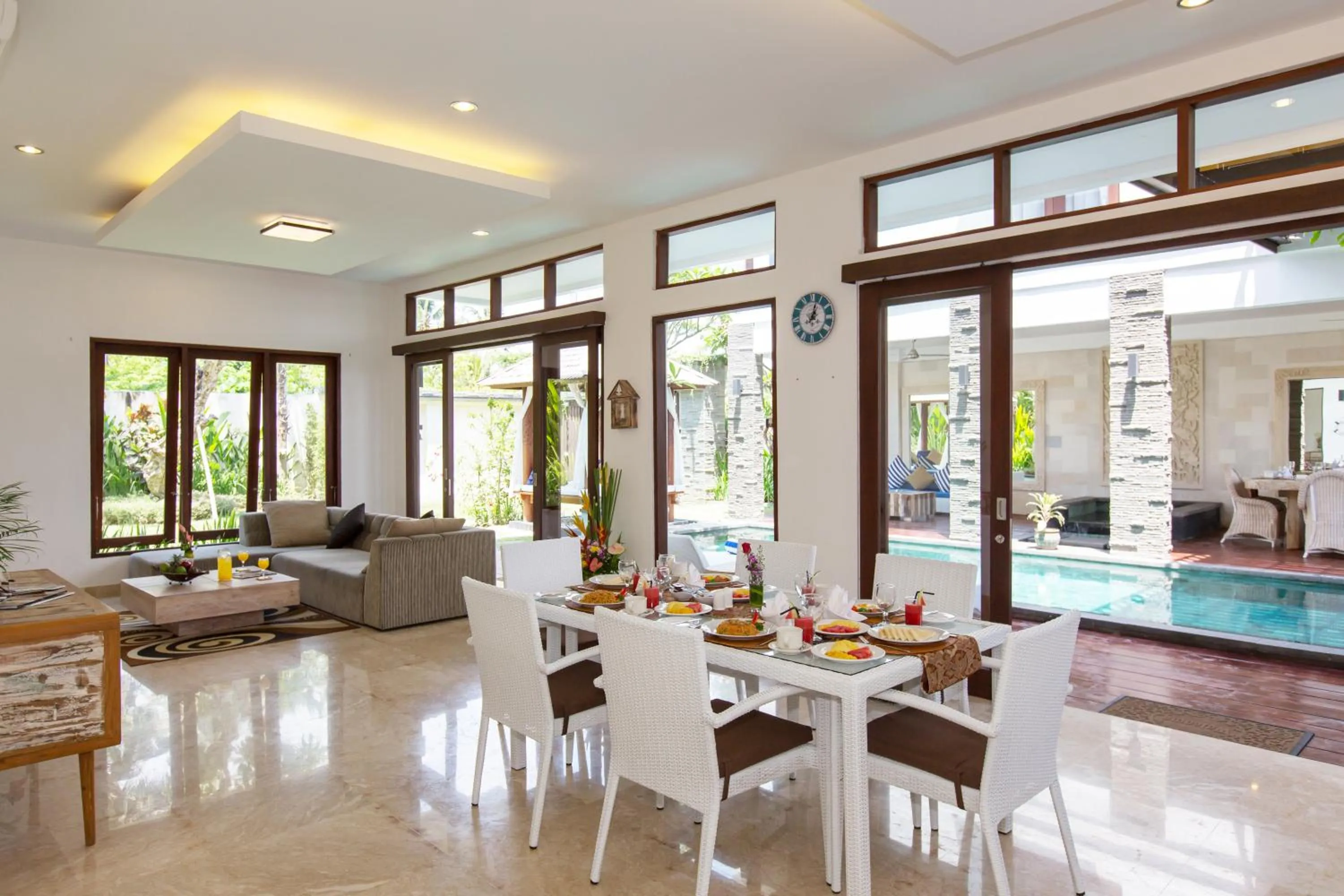 Dining area in Villa Club Corner Residence by Nagisa Bali