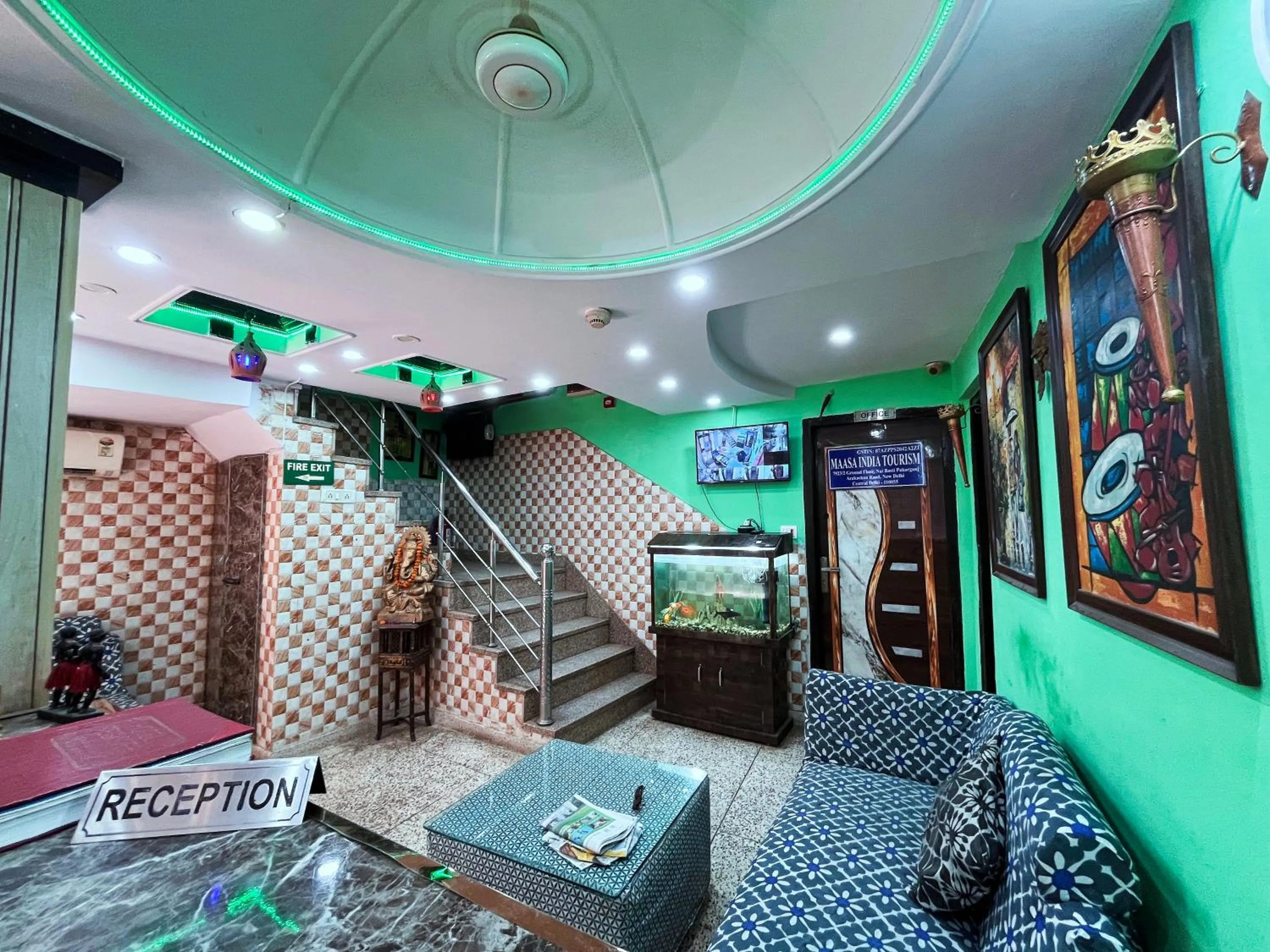 Lobby or reception in HOTEL DARPAN PALACE -New Delhi Railway Station