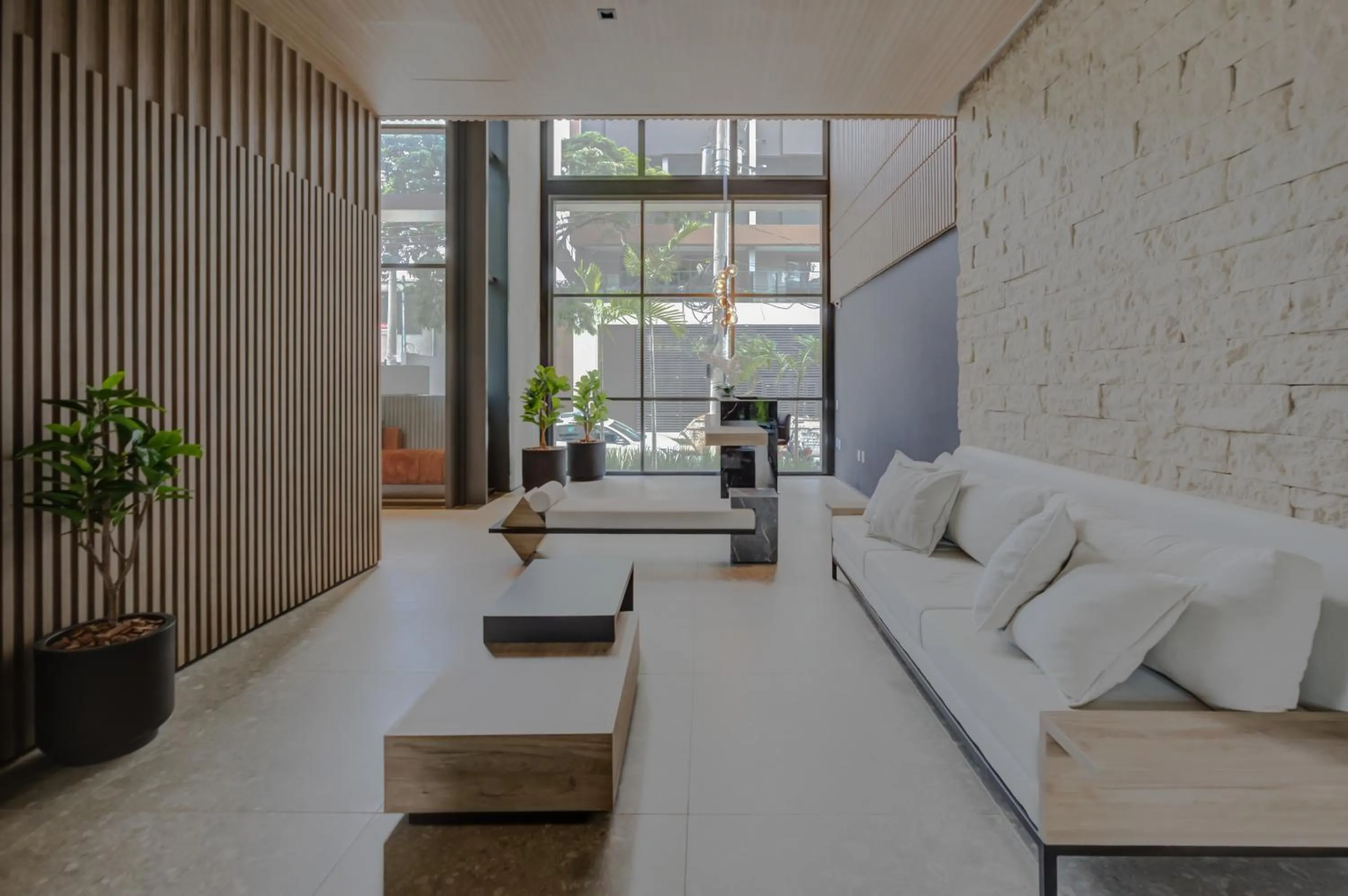 Seating area in Roomo Transamerica SP Brooklin Santo Amaro