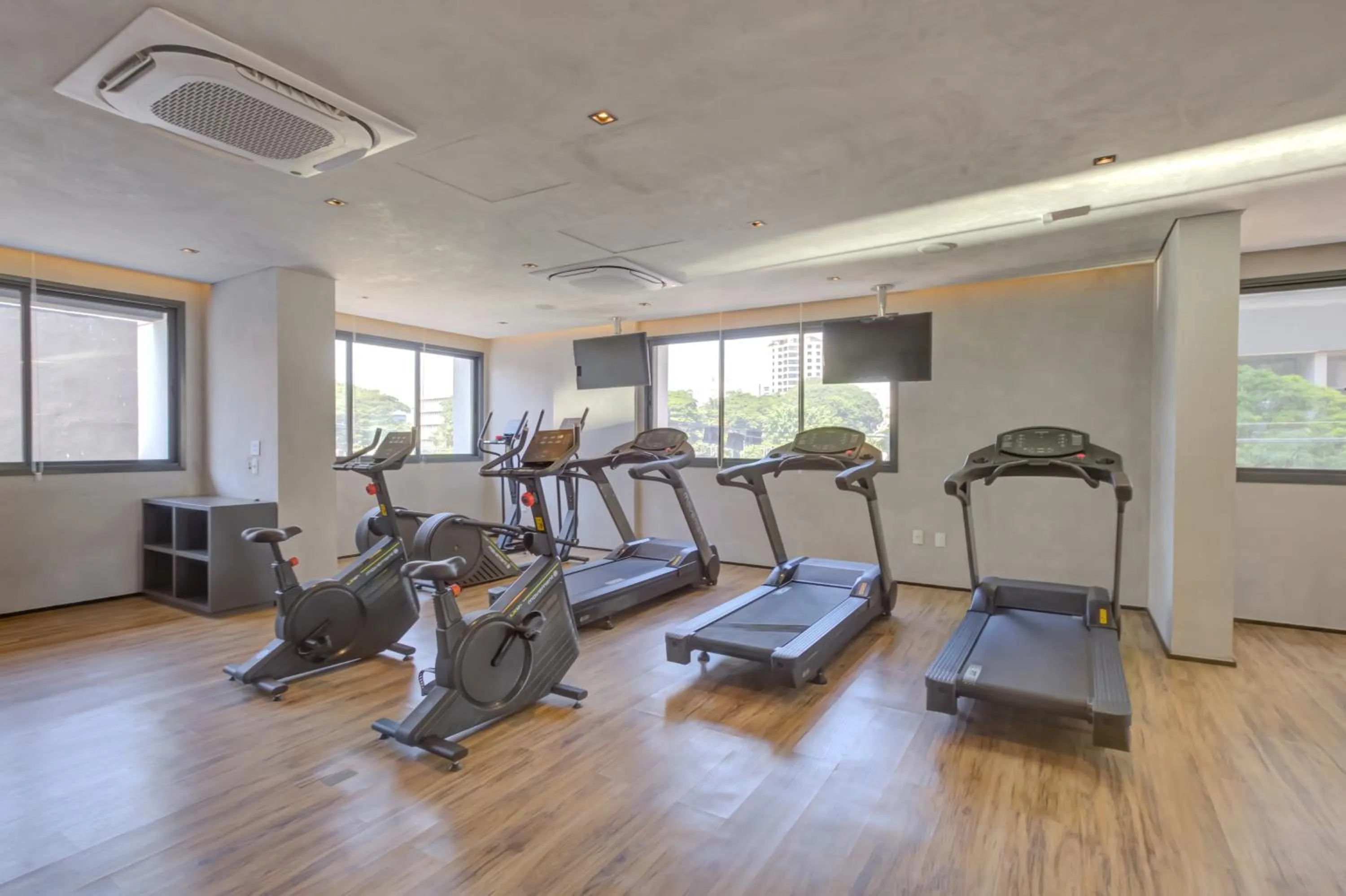 Fitness centre/facilities in Roomo Transamerica SP Brooklin Santo Amaro