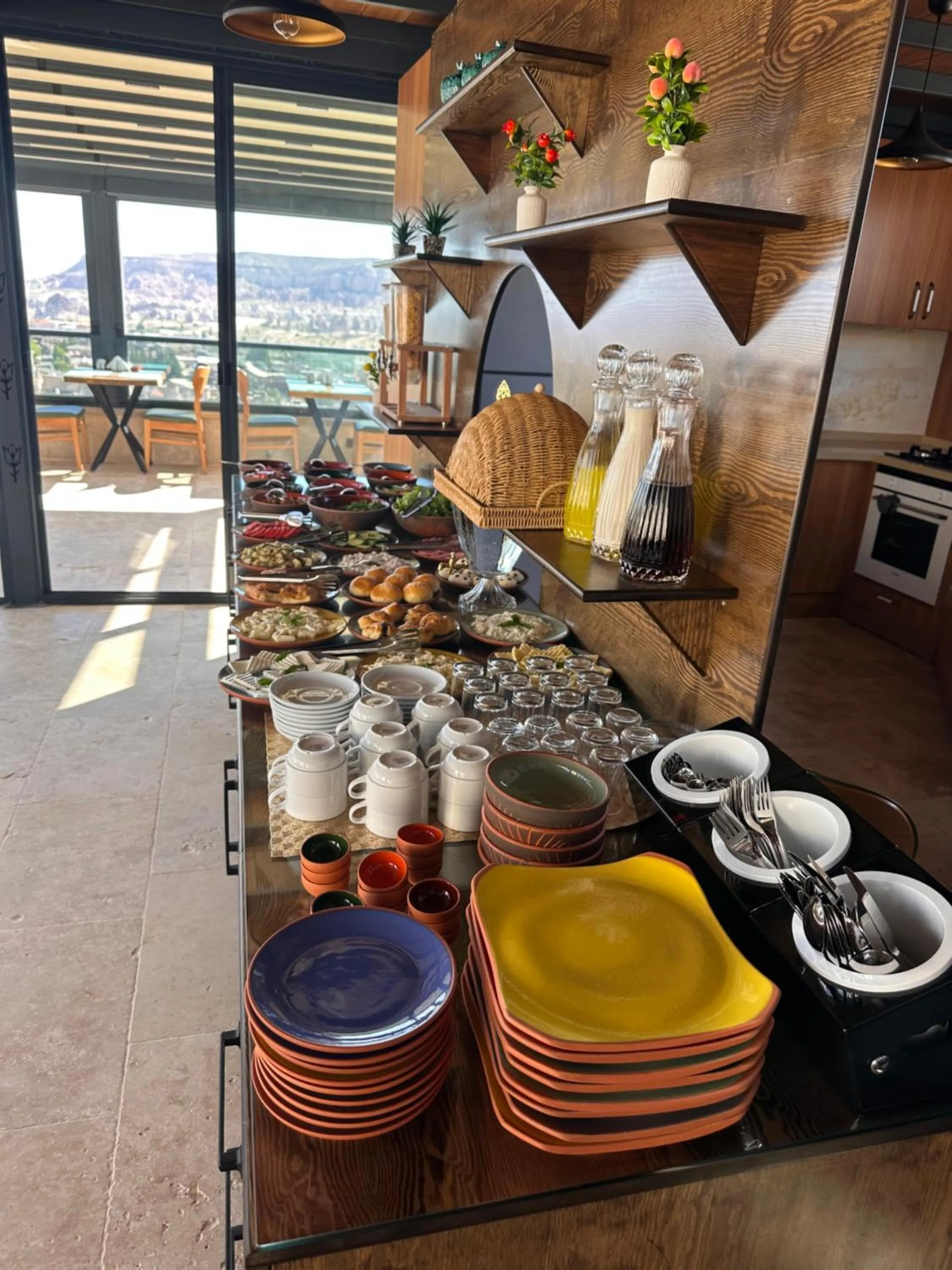 Kitchen or kitchenette in Hira Cave Hotel