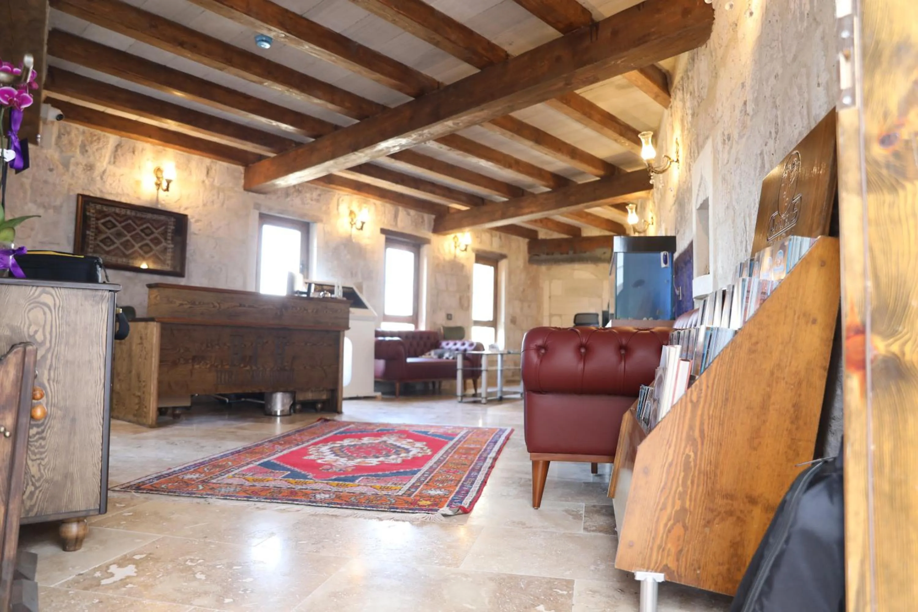 Lobby or reception in Hira Cave Hotel