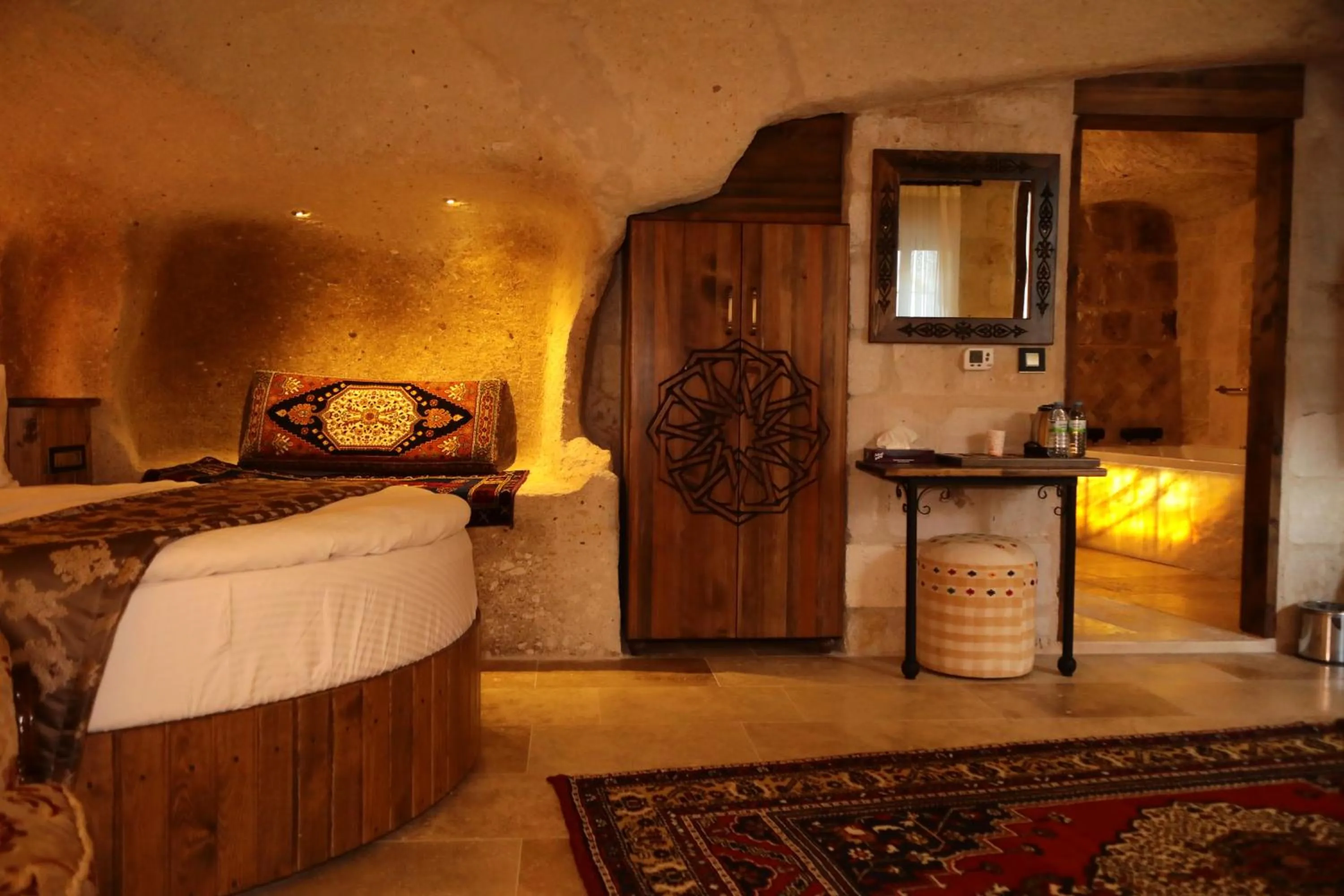 Bed in Hira Cave Hotel