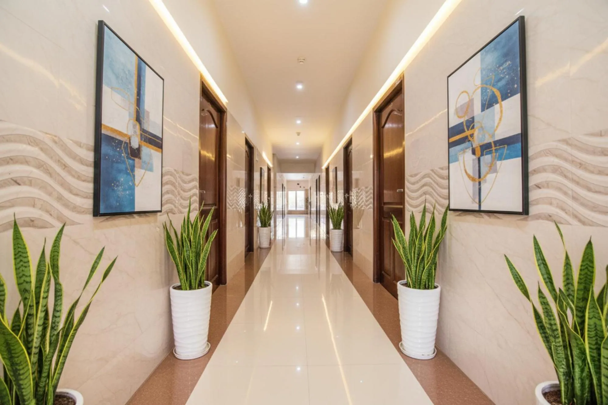 Lobby or reception in FabHotel Sri Krishna Residency - Nr Chennai International Airport