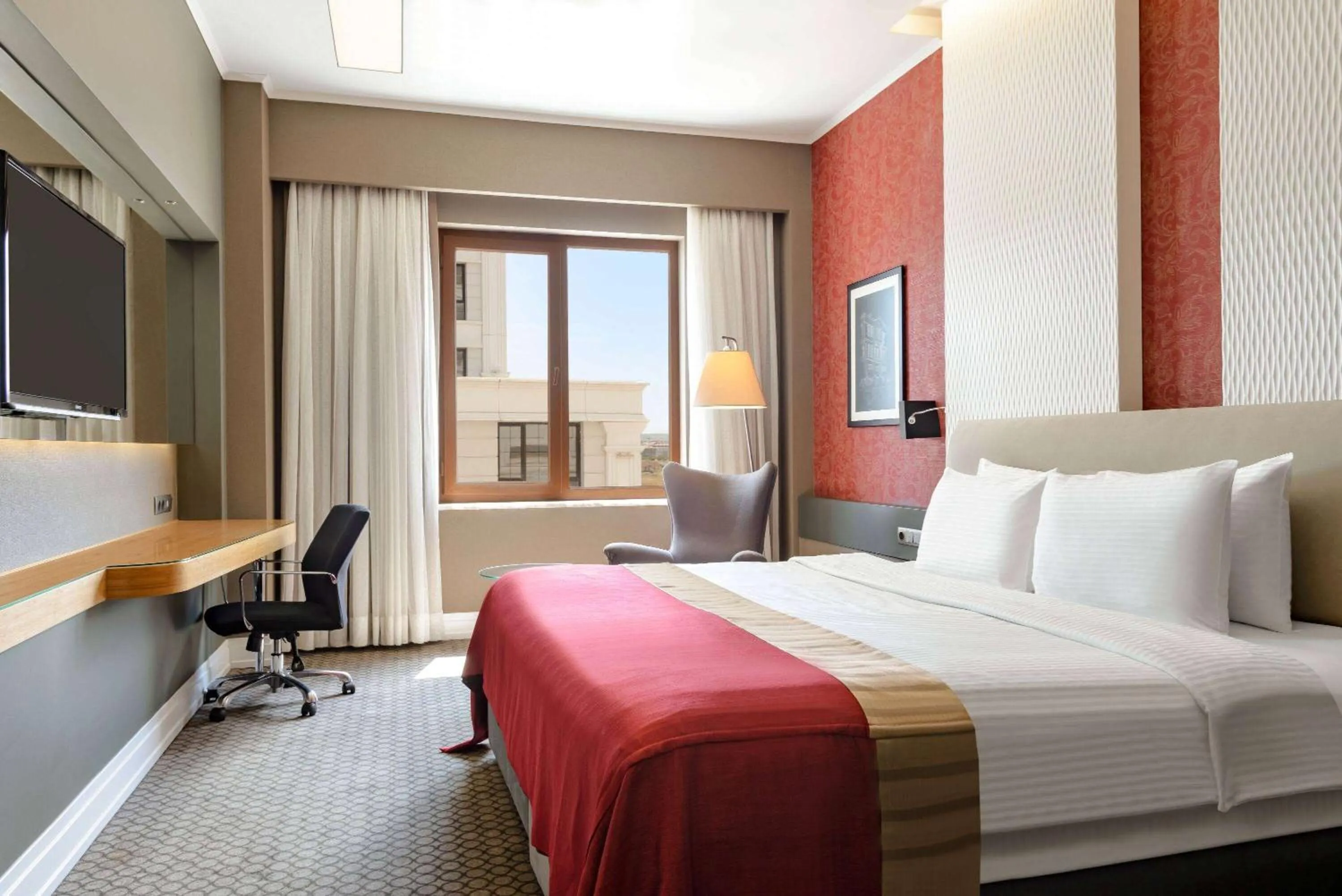 Bedroom, Bed in Ramada Plaza by Wyndham Eskisehir