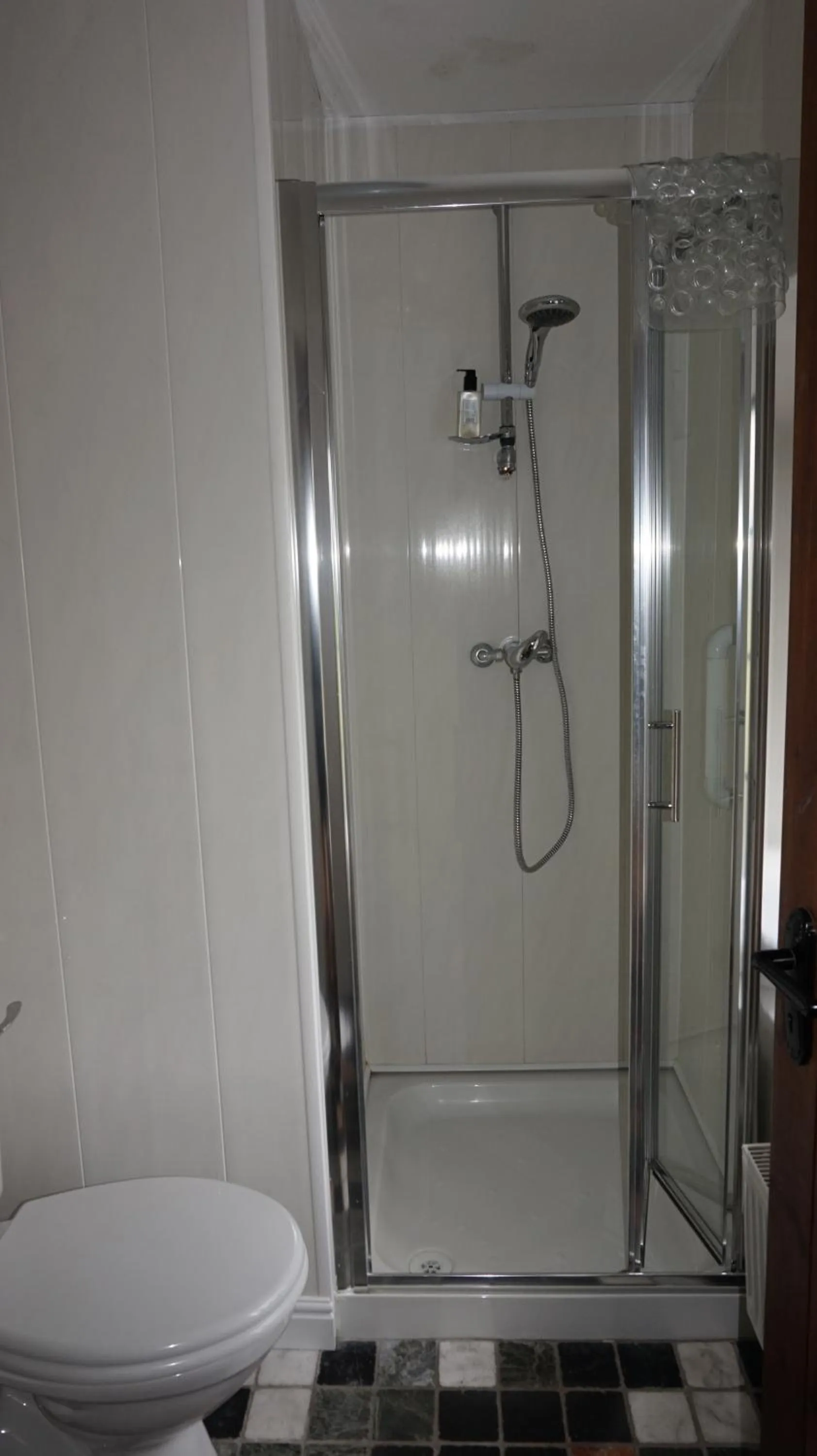 Bathroom in Cartron House