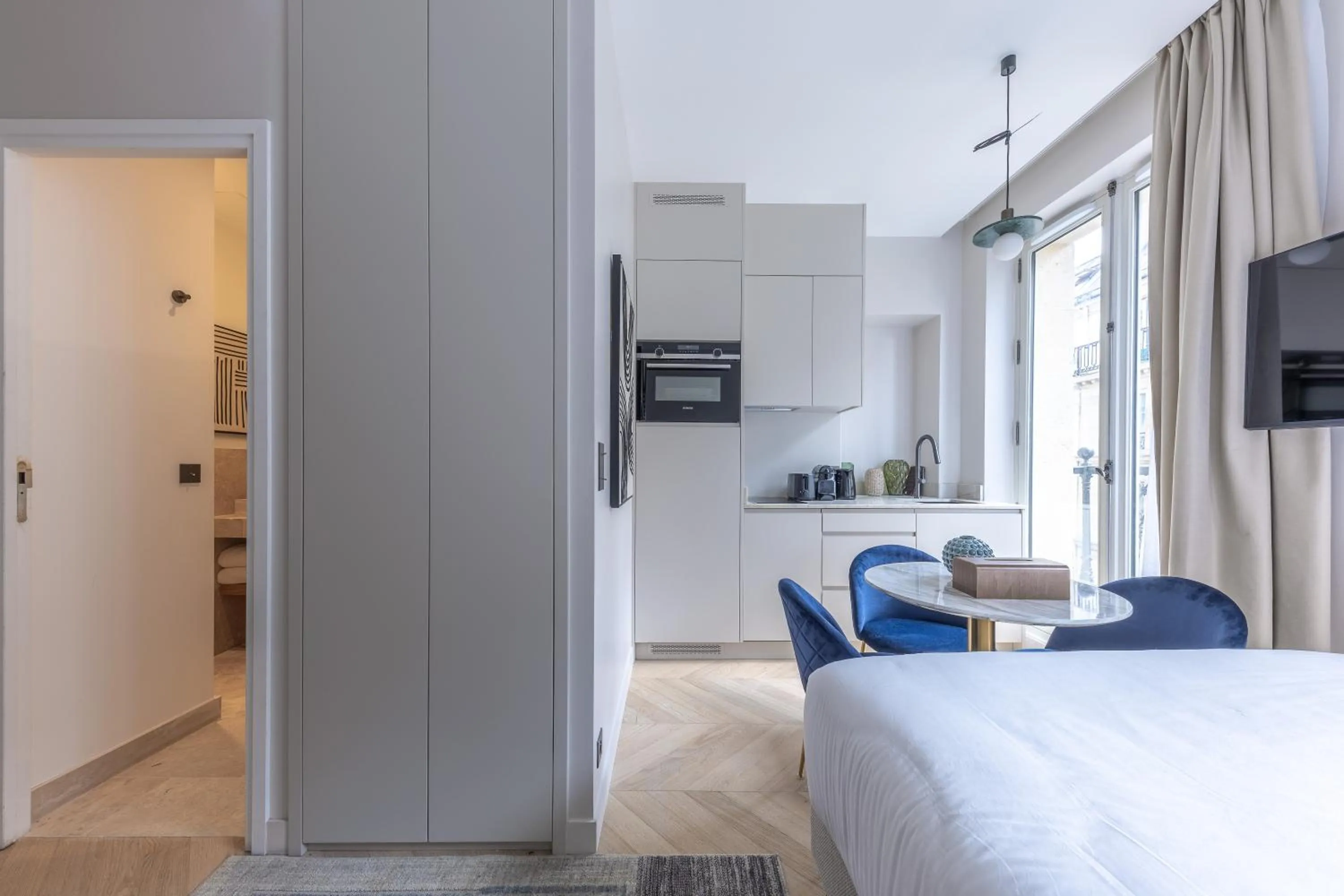 Bed in Quartier Libre Marais