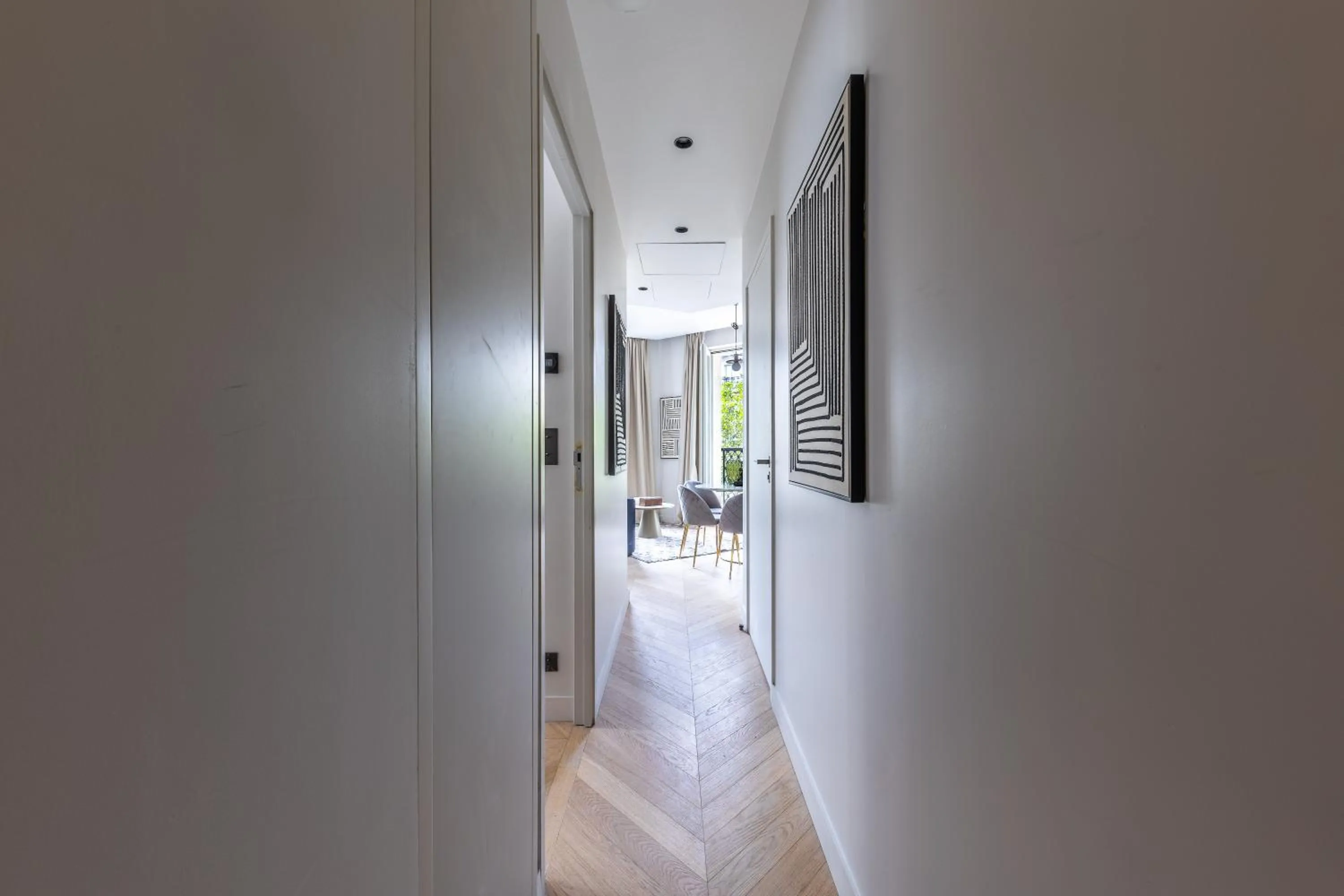 Decorative detail in Quartier Libre Marais