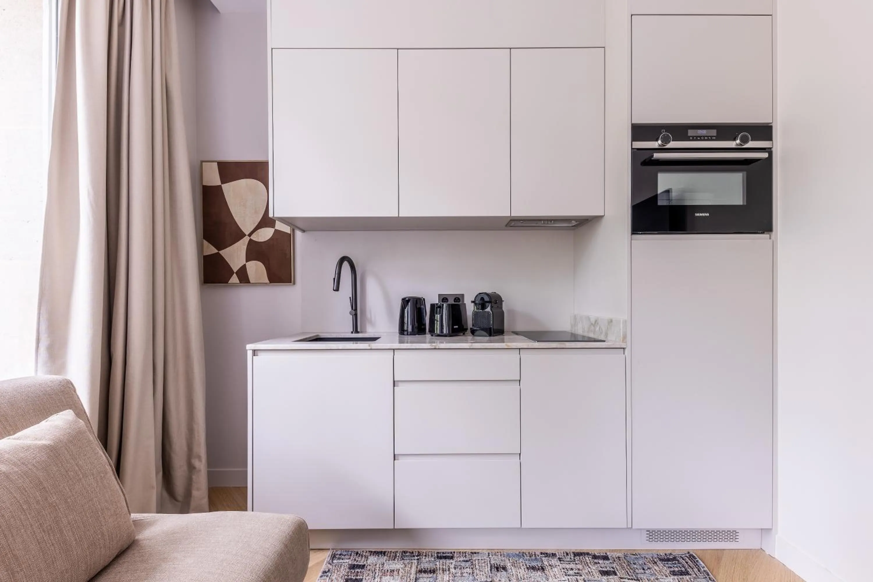 Coffee/tea facilities in Quartier Libre Marais