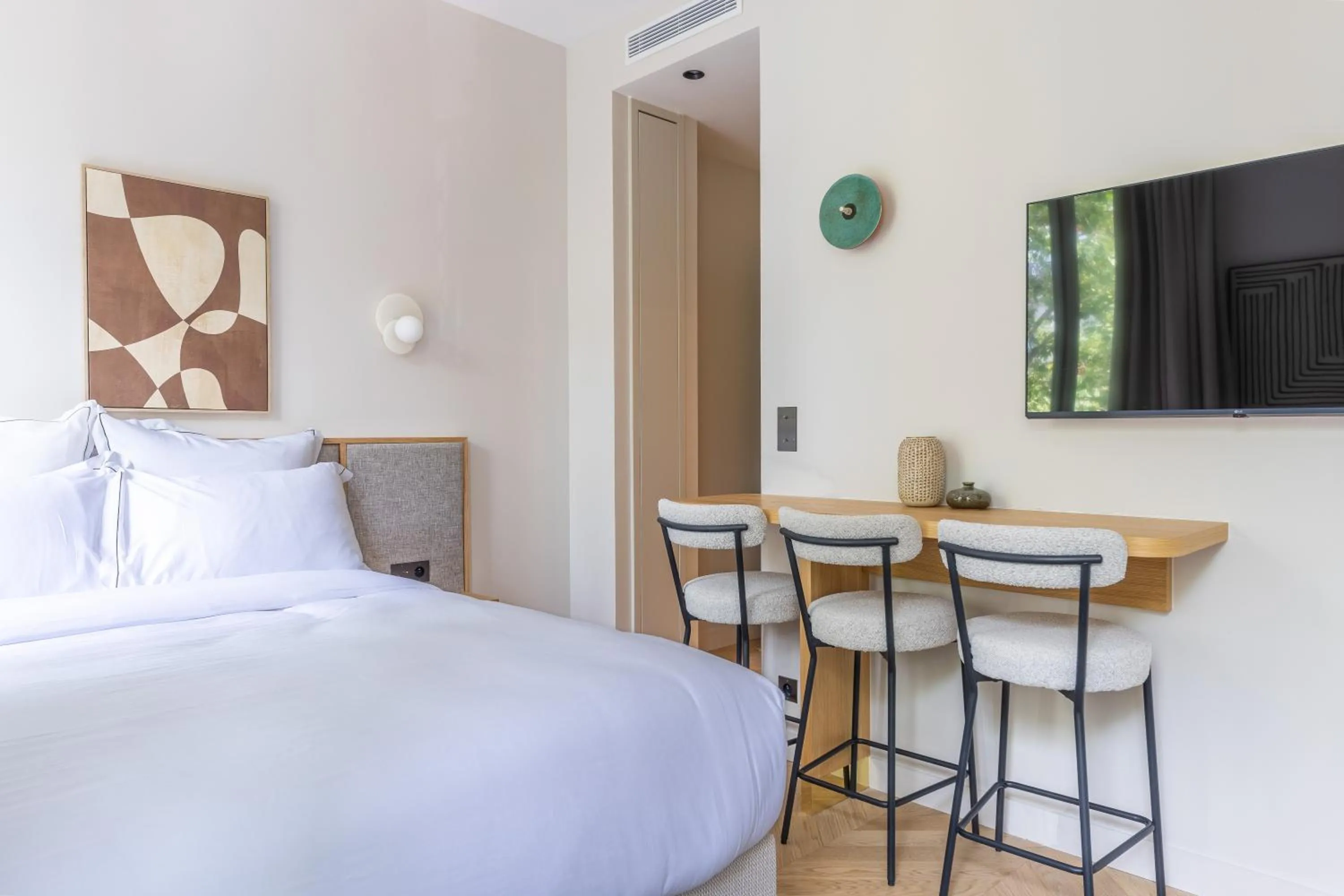 Bed in Quartier Libre Marais