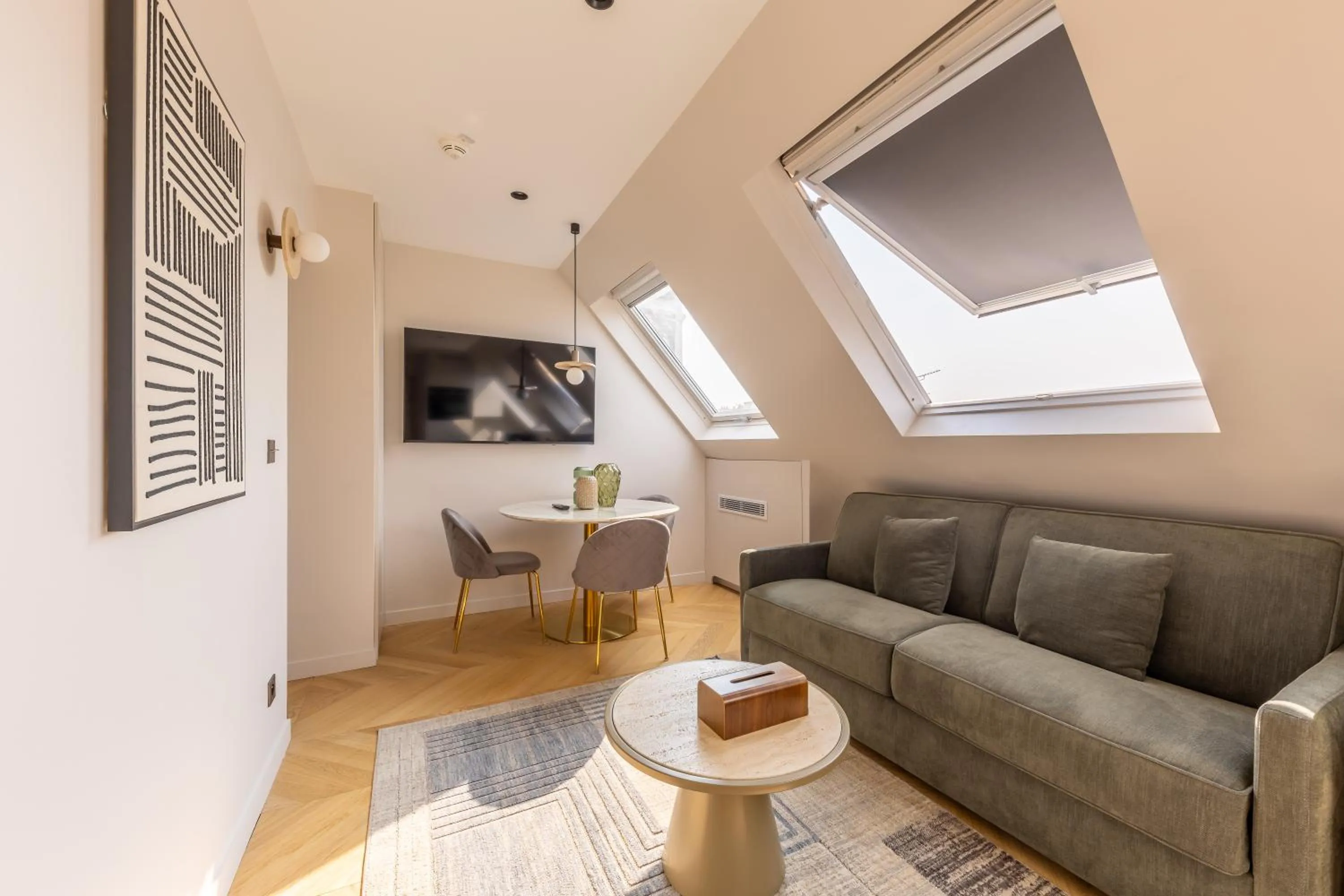 TV and multimedia in Quartier Libre Marais