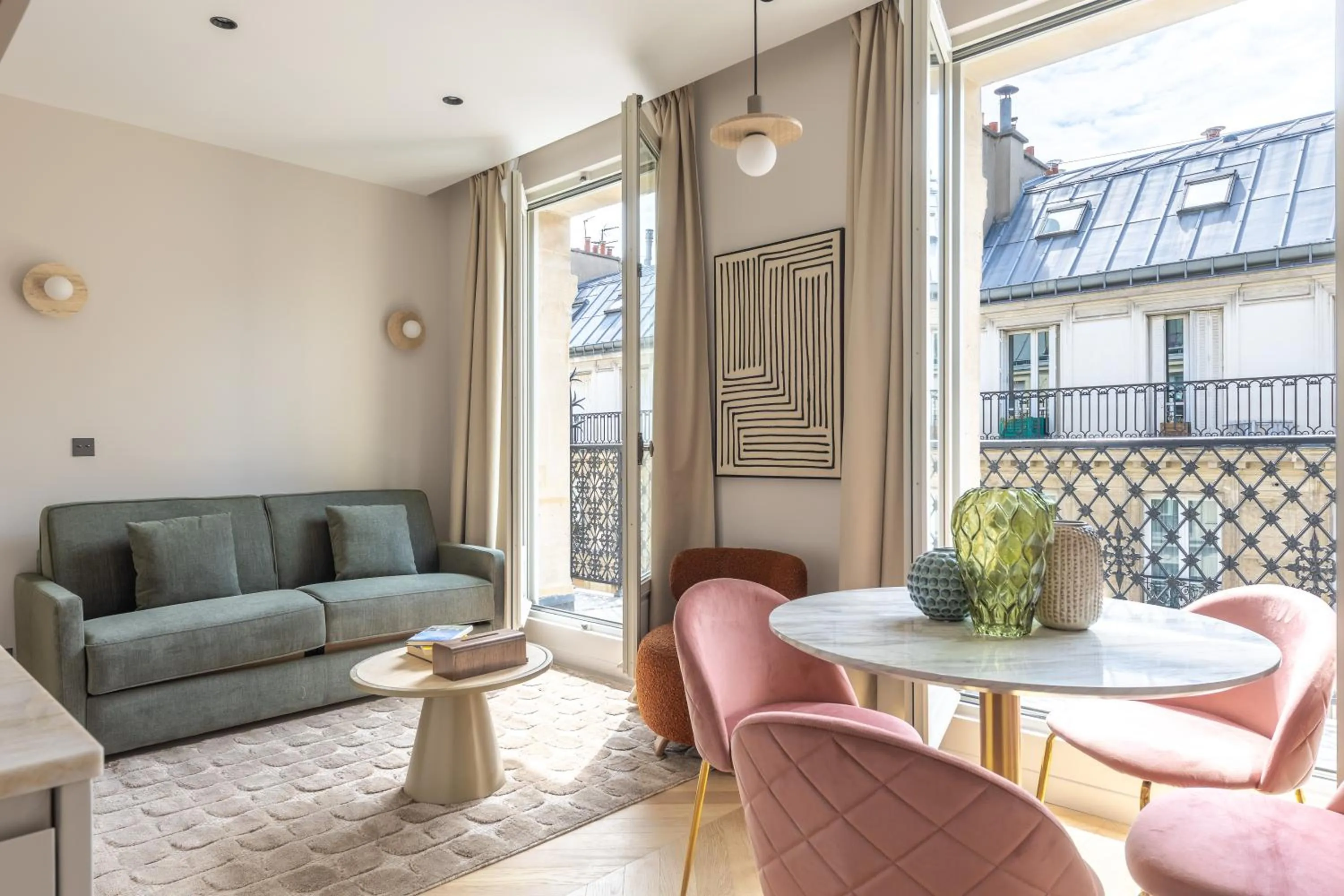 Living room in Quartier Libre Marais