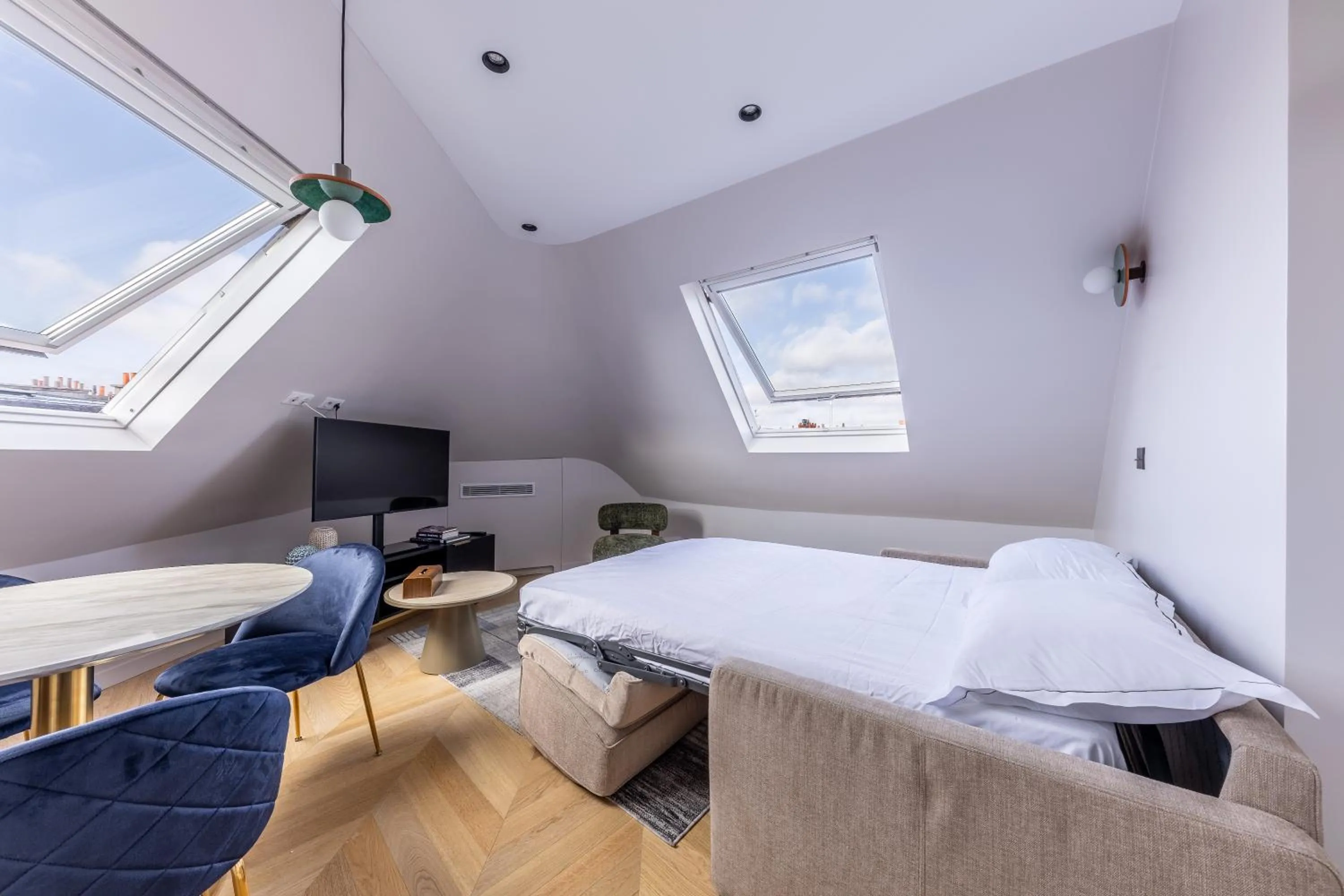 Bed in Quartier Libre Marais