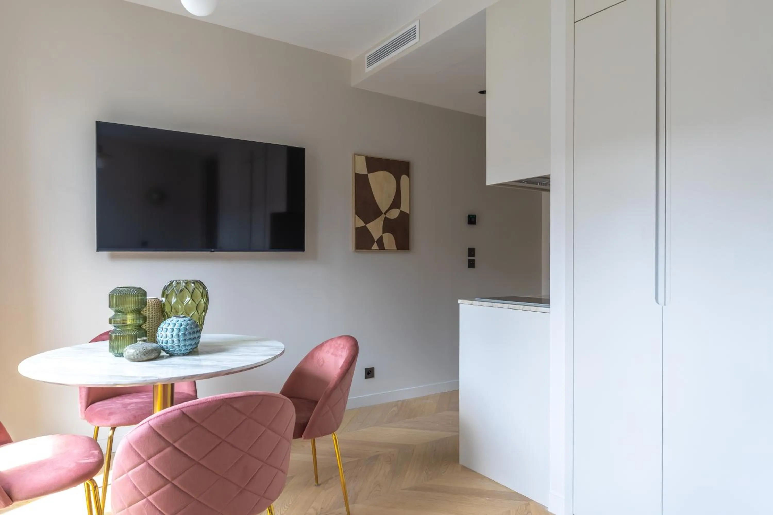 TV and multimedia in Quartier Libre Marais