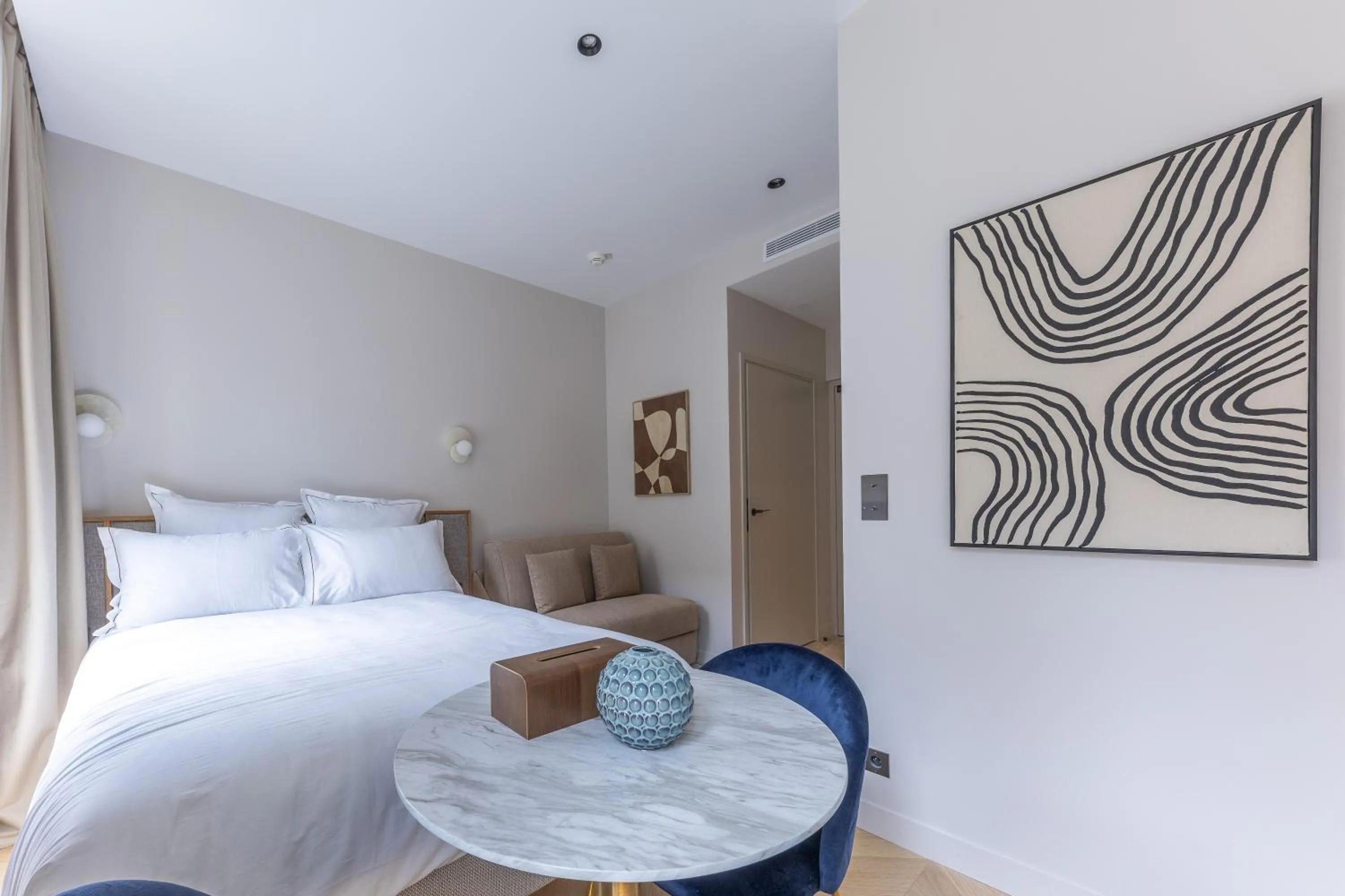 Bed in Quartier Libre Marais