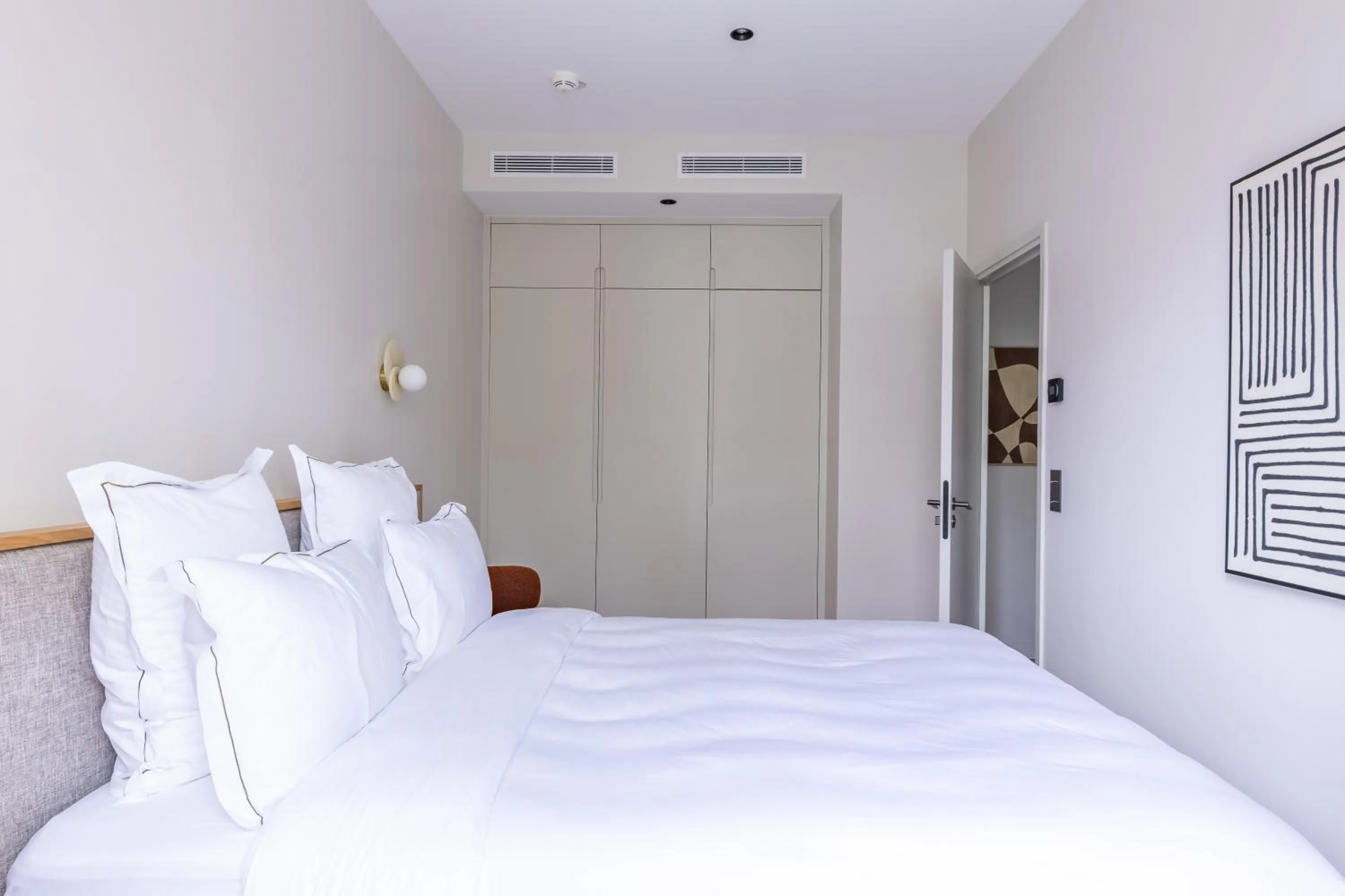 Bed in Quartier Libre Marais