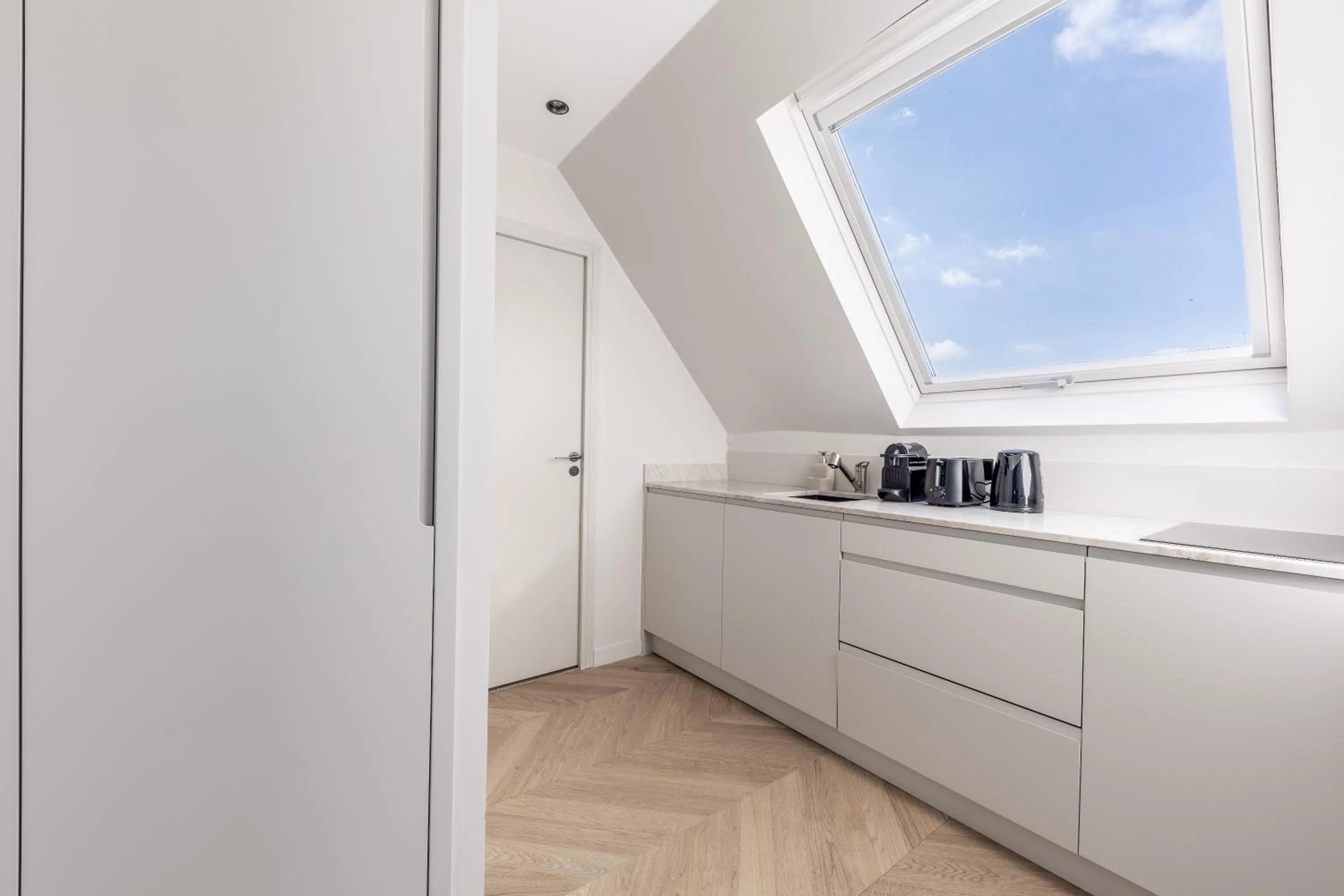 Kitchen or kitchenette in Quartier Libre Marais