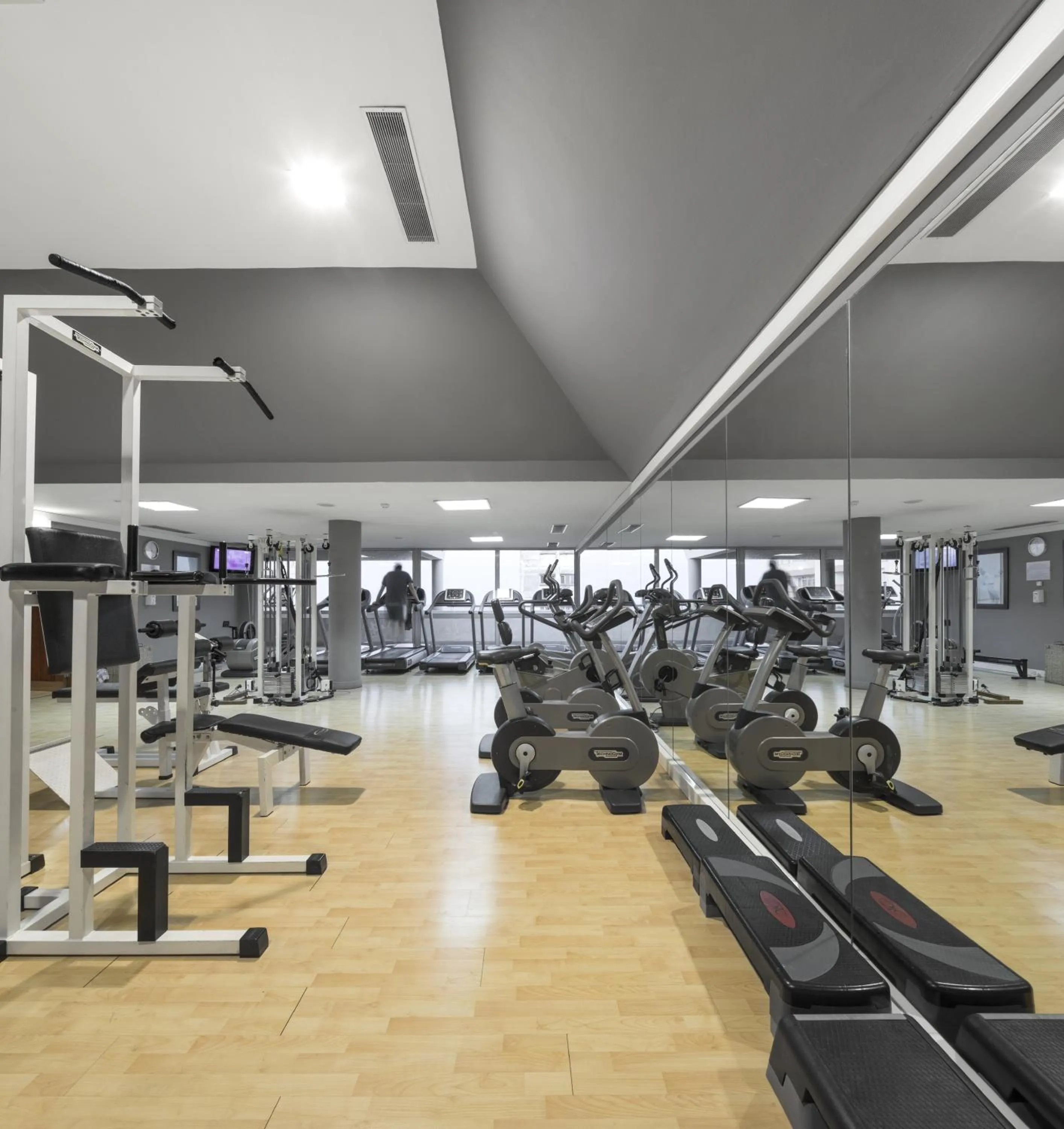 Fitness centre/facilities in Hotel Avenida