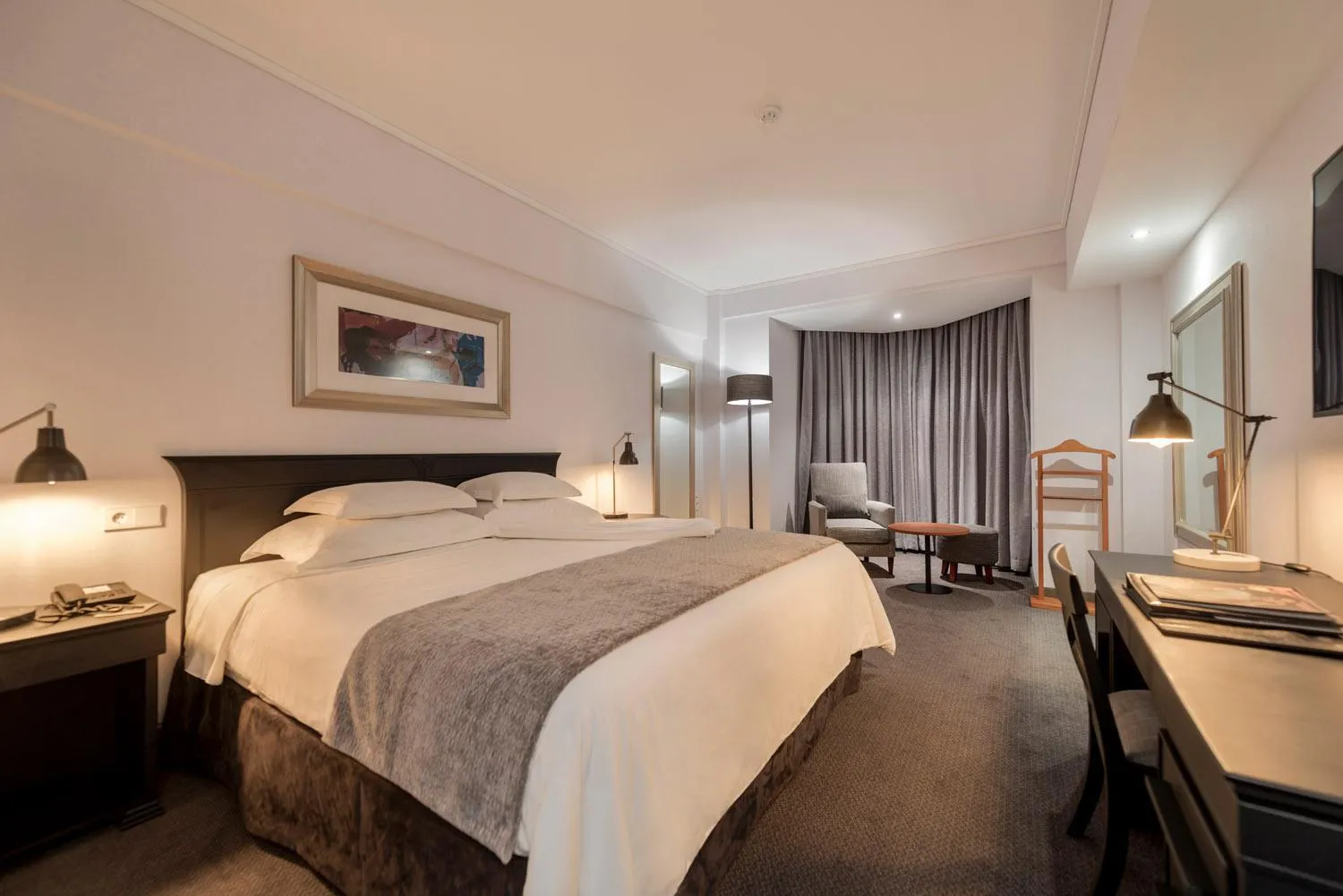 Bedroom, Bed in Hotel Avenida