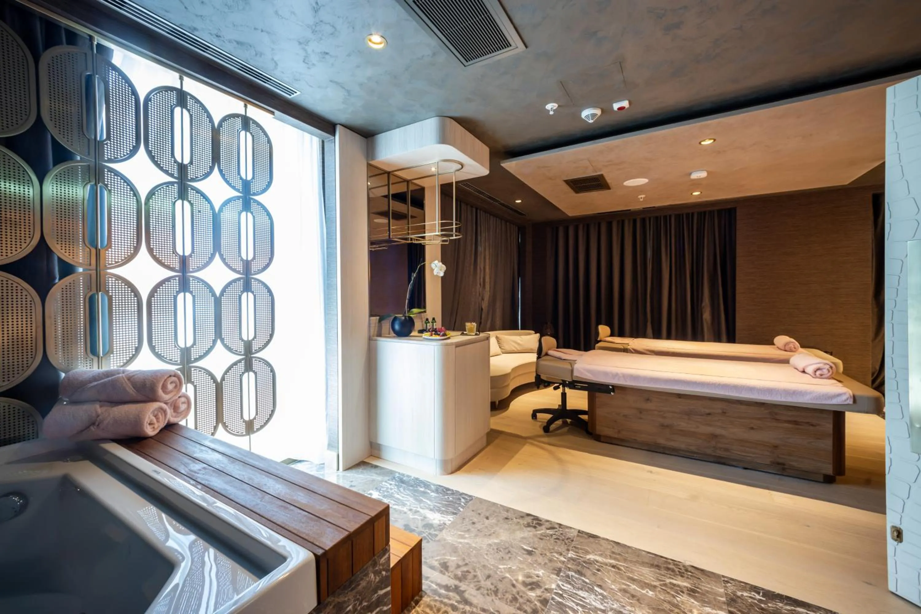 Massage, Bed in Merit Starlit Hotel & Residences