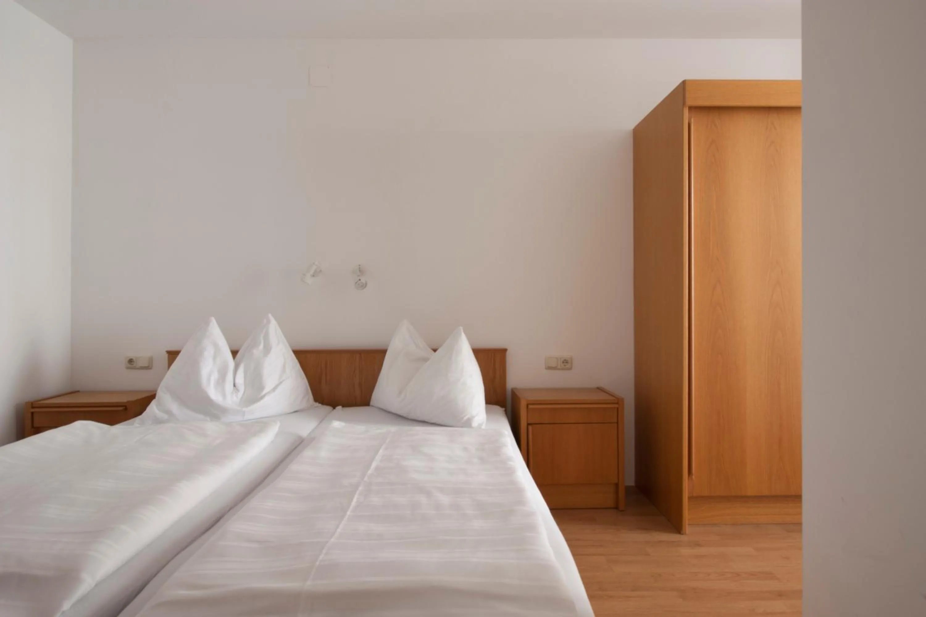 Bedroom, Bed in Appartements Christophorus