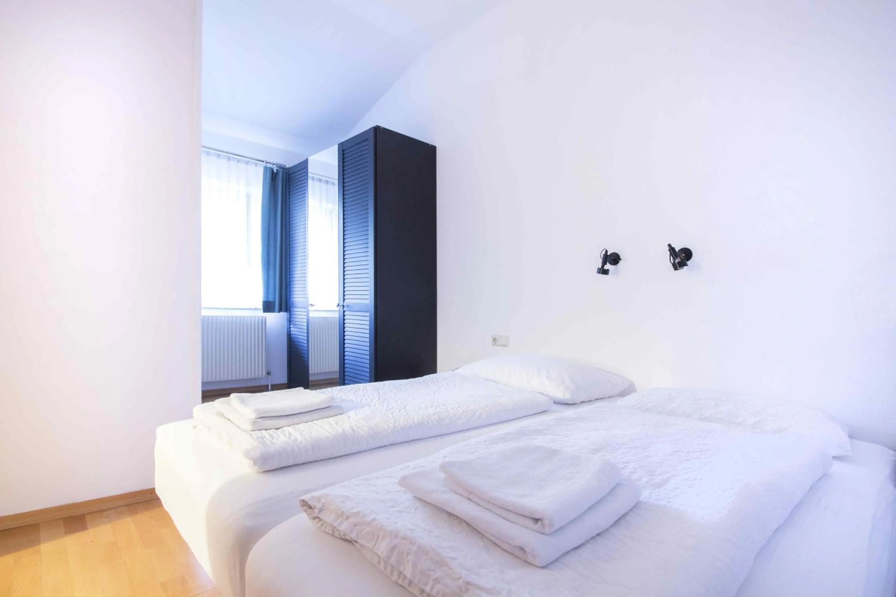 Photo of the whole room, Bed in Appartements Christophorus