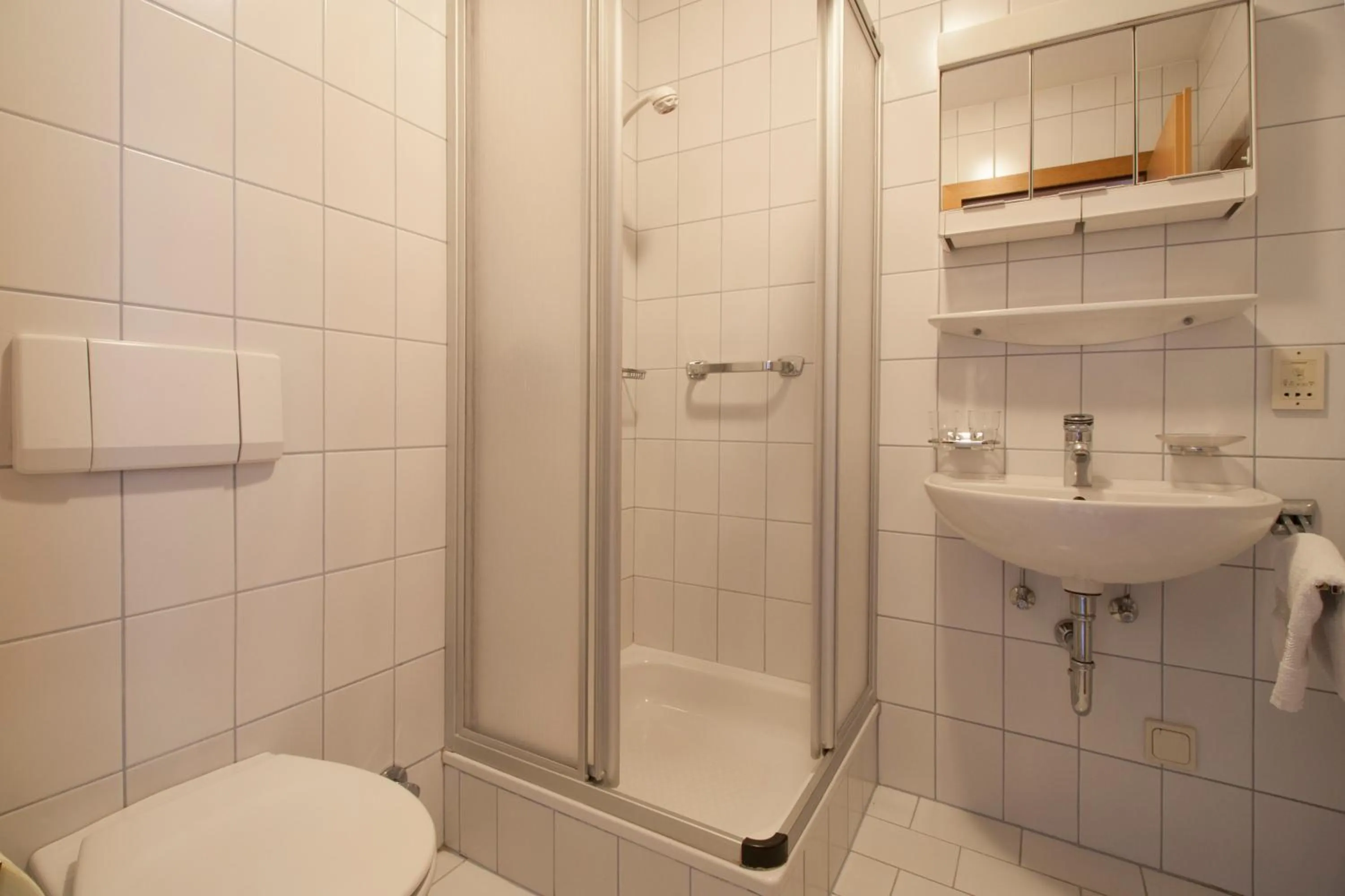 Shower in Appartements Christophorus