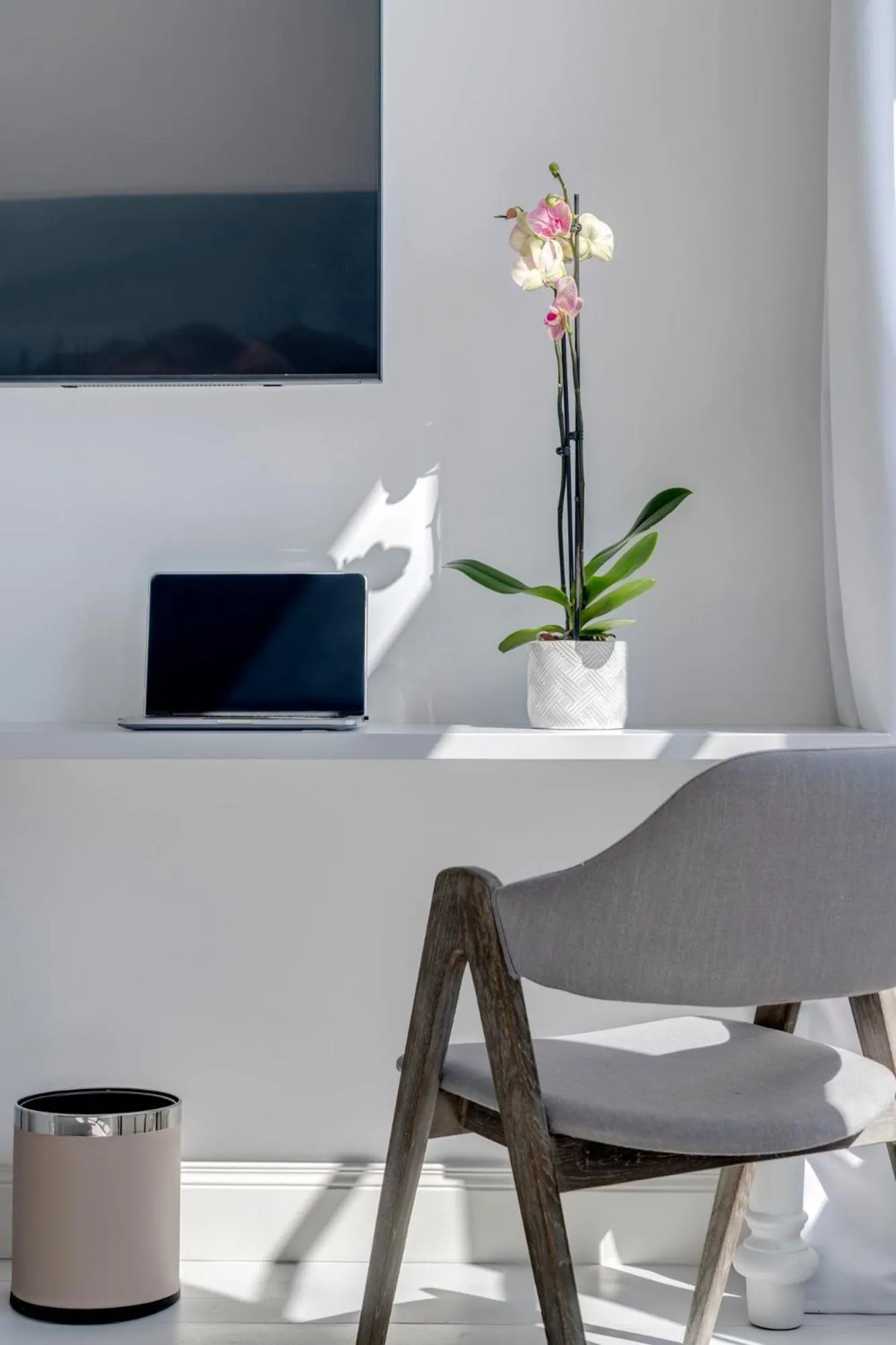 Decorative detail in Skylight