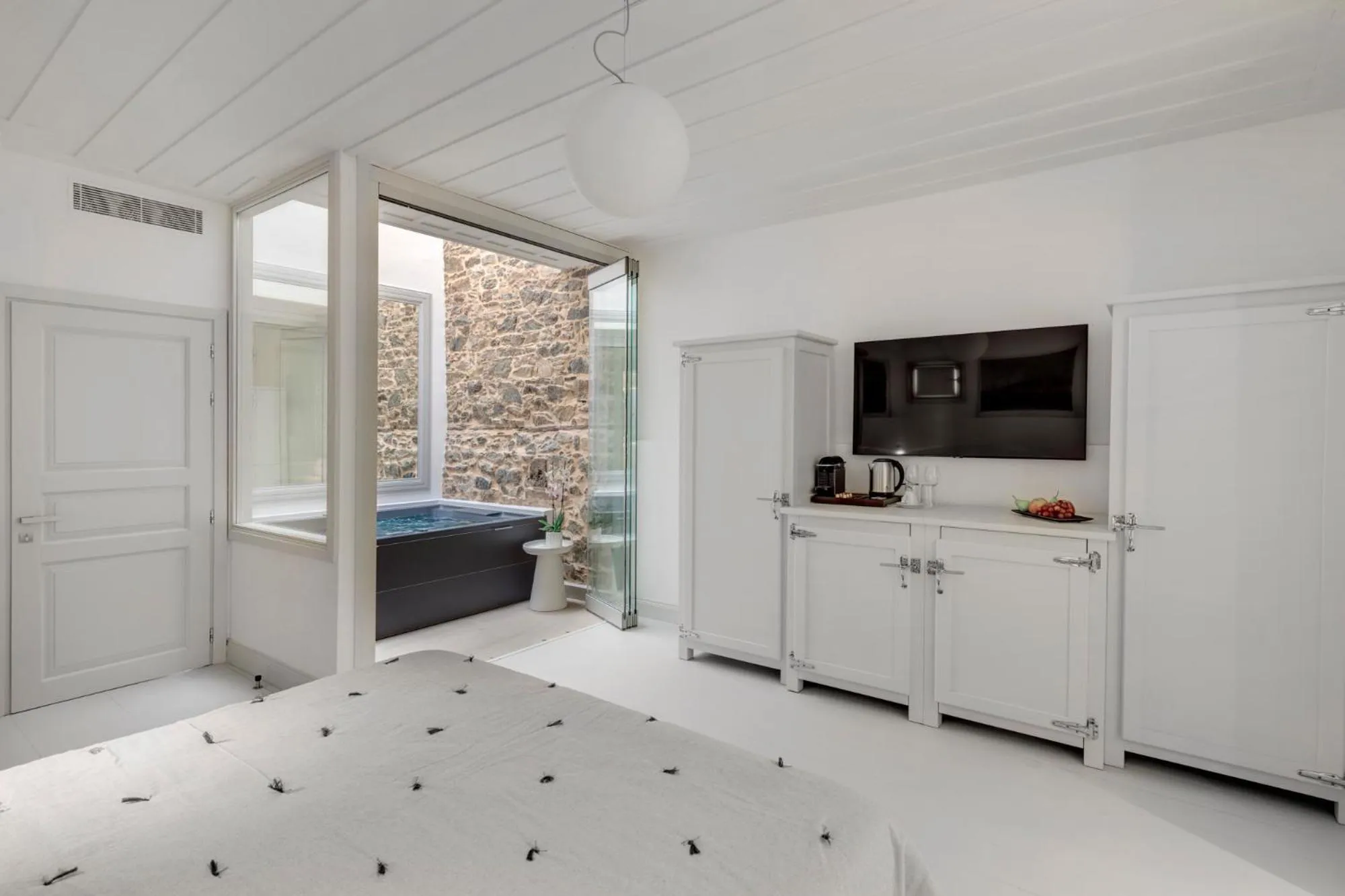 Hot Tub, Bed in Skylight