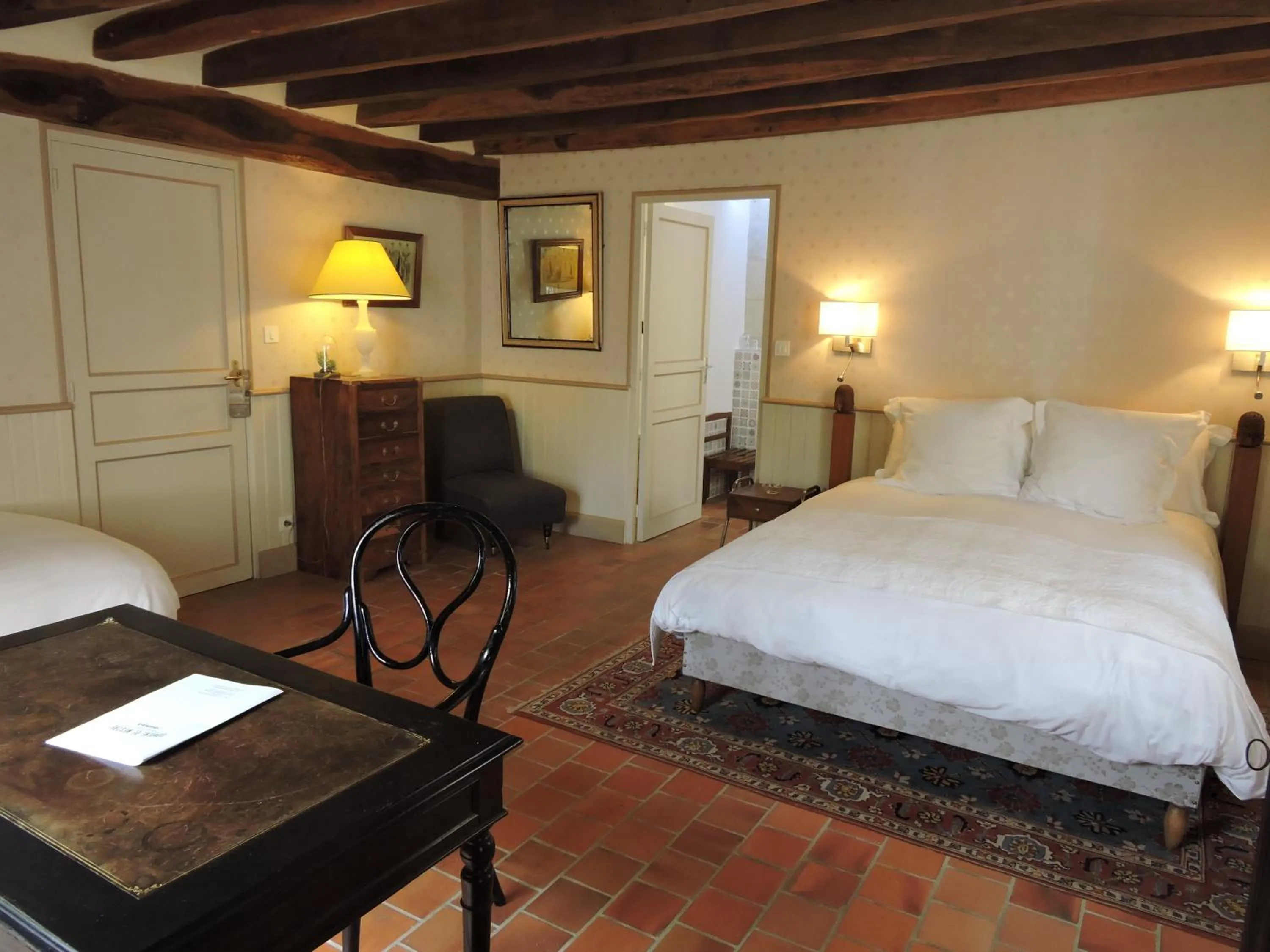 Bedroom, Bed in Le Domaine de Mestré, The Originals Relais