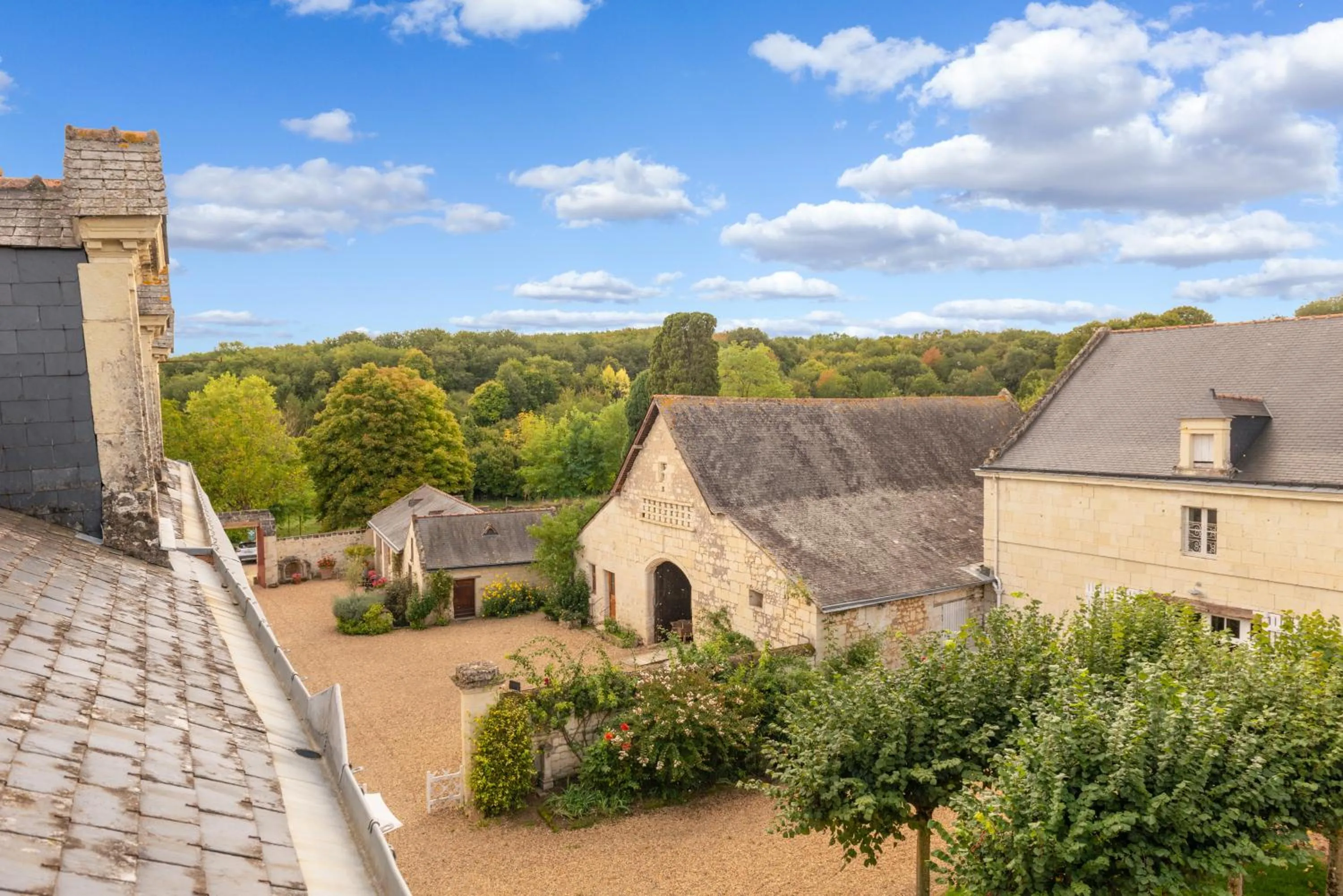 Property building in Le Domaine de Mestré, The Originals Relais