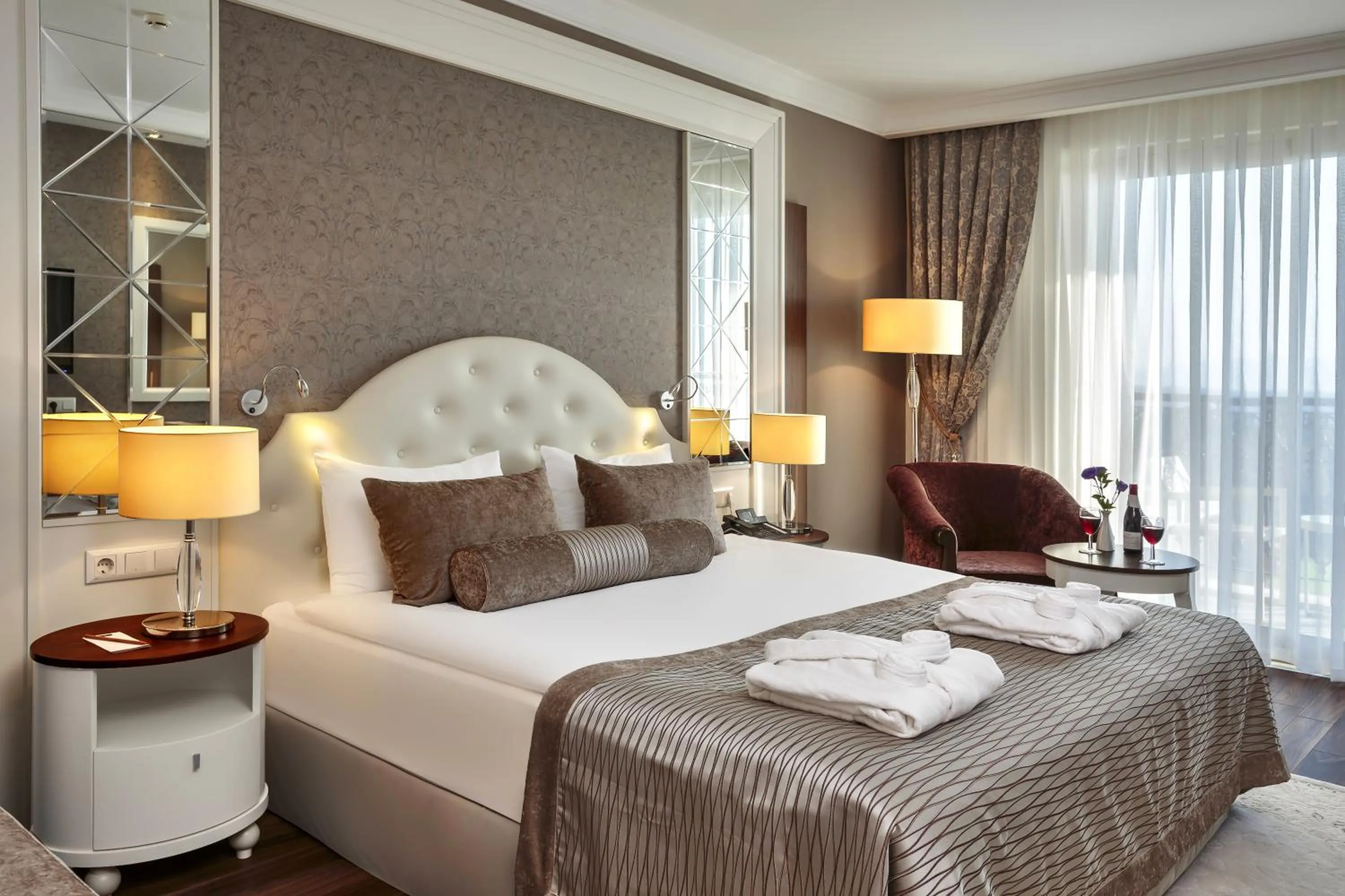 Bedroom, Bed in Sunis Efes Royal Palace Resort & Spa