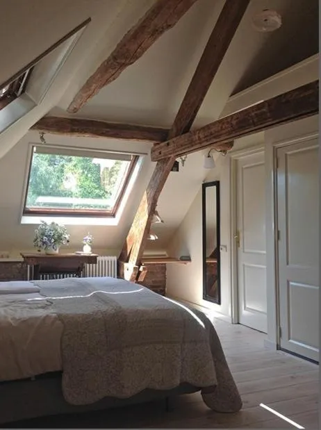 Bed in Annelies'Place to B& B