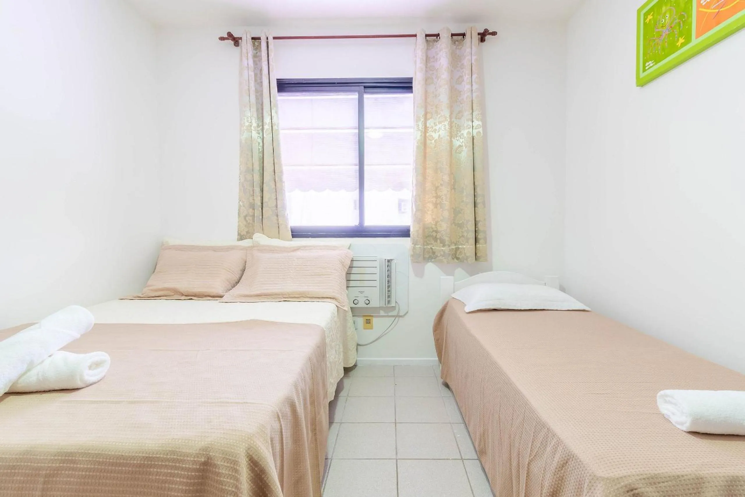 Bedroom in GB39 Apto a 50m da Praia em Guarajuba, 2/4