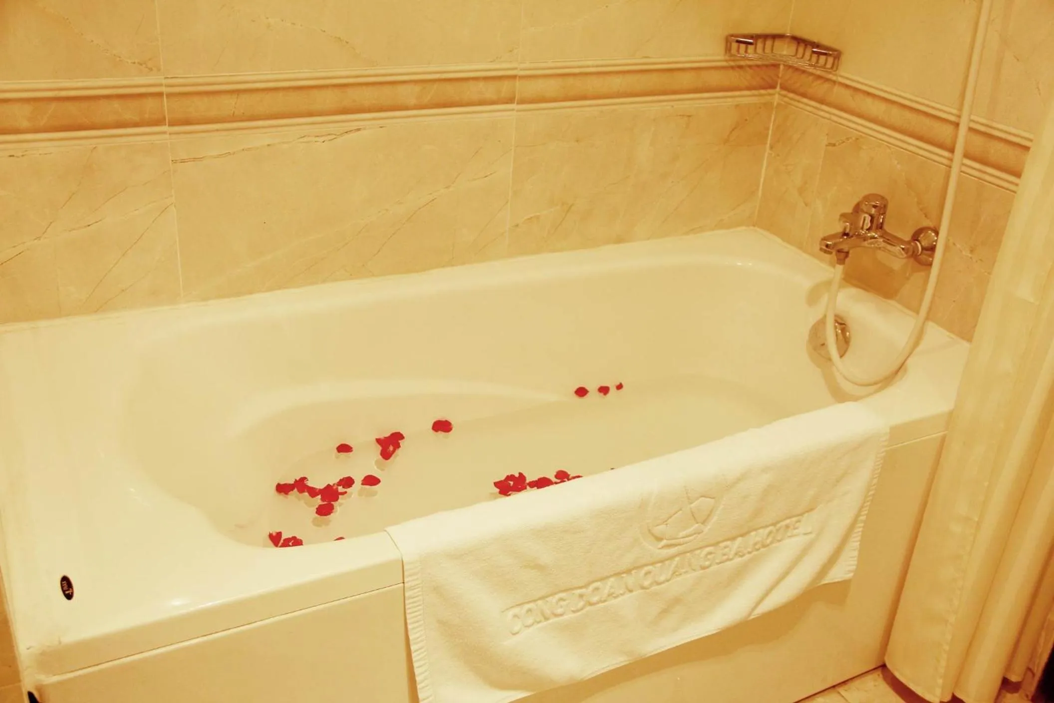 Khách sạn Công Đoàn Quảng Bá