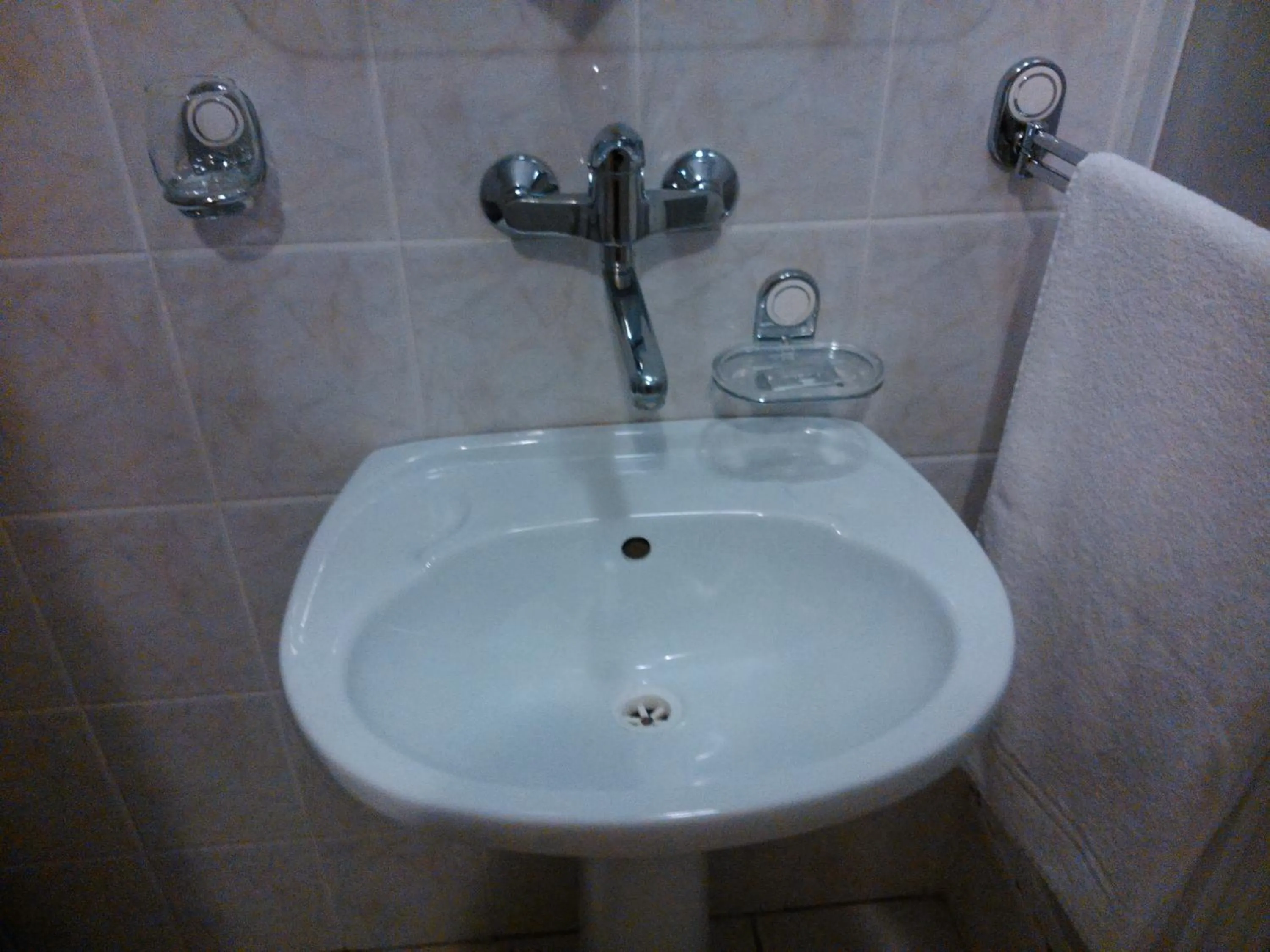 Bathroom in Hostel Refleks